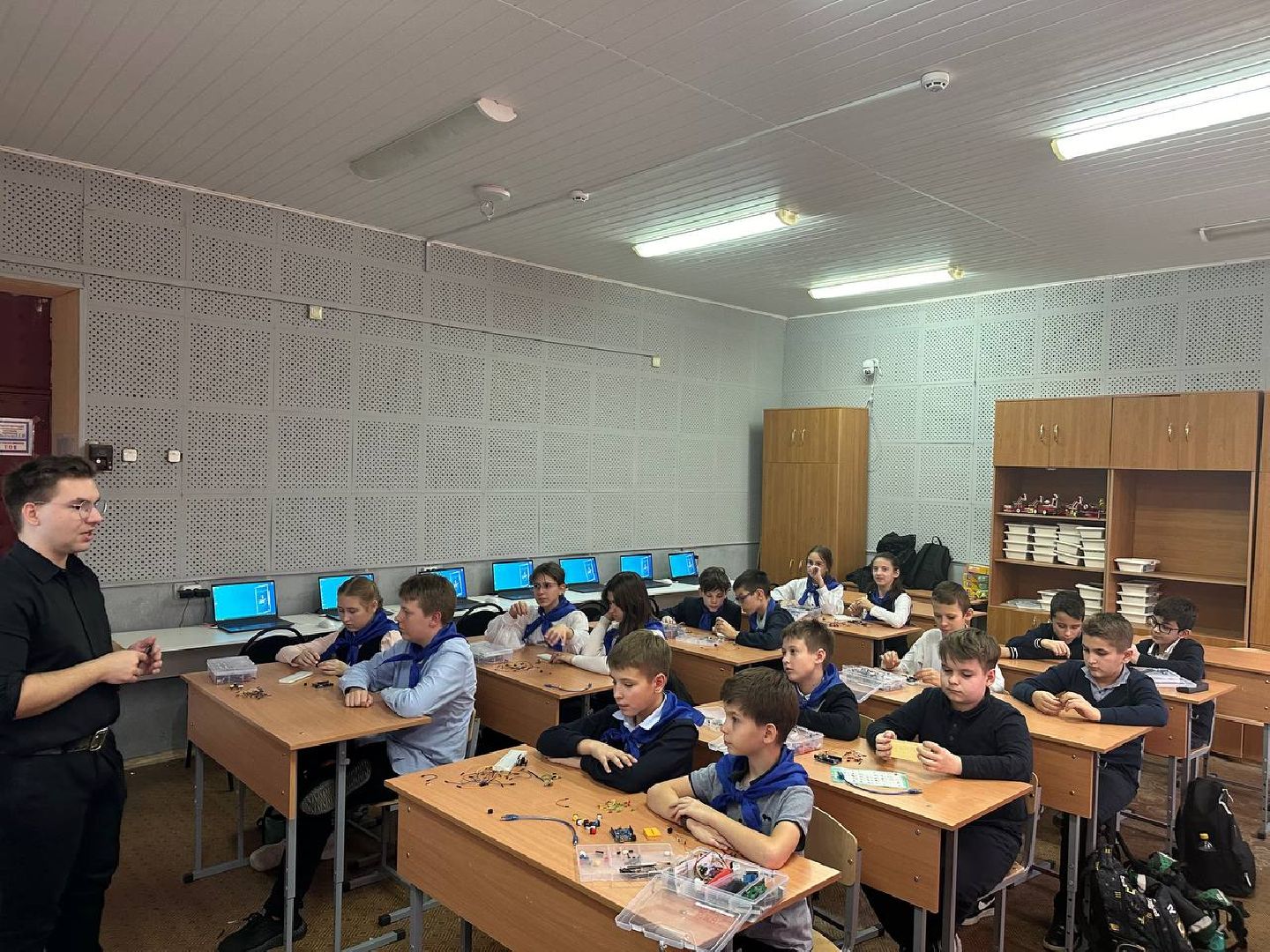 школа, роботы, програмирование, наука в школе,