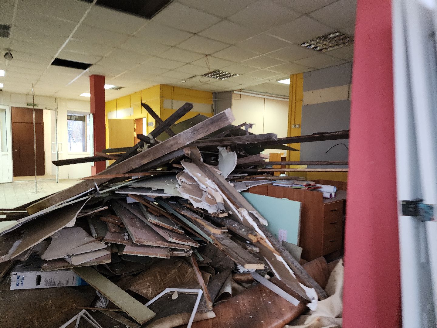 серпухов, подмосковье, капремонт школы, обновление, 17 школа, президентская программа, вертикалки,