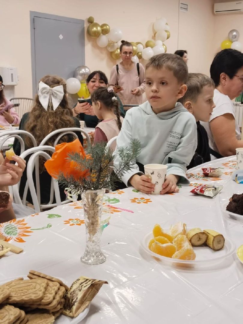 центр социального обслуживания, ивантеевка, день инвалида, праздник, дети с особенностями развития, музыка, пение, подарки,вертикалки,