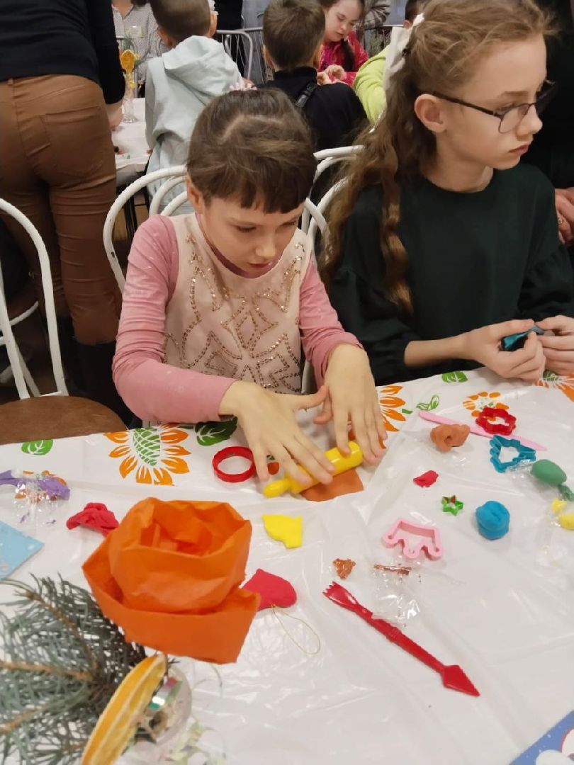 центр социального обслуживания, ивантеевка, день инвалида, праздник, дети с особенностями развития, музыка, пение, подарки,вертикалки,