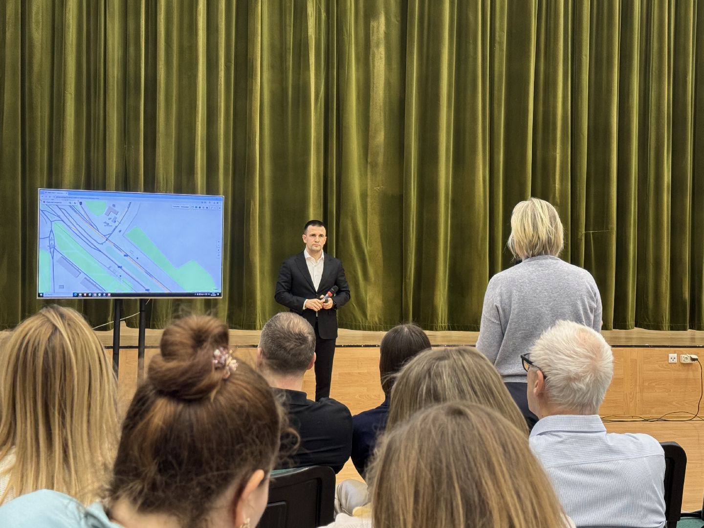 выездная администрация в ленинском округе, поселок Развилка, глава муниципалитета,