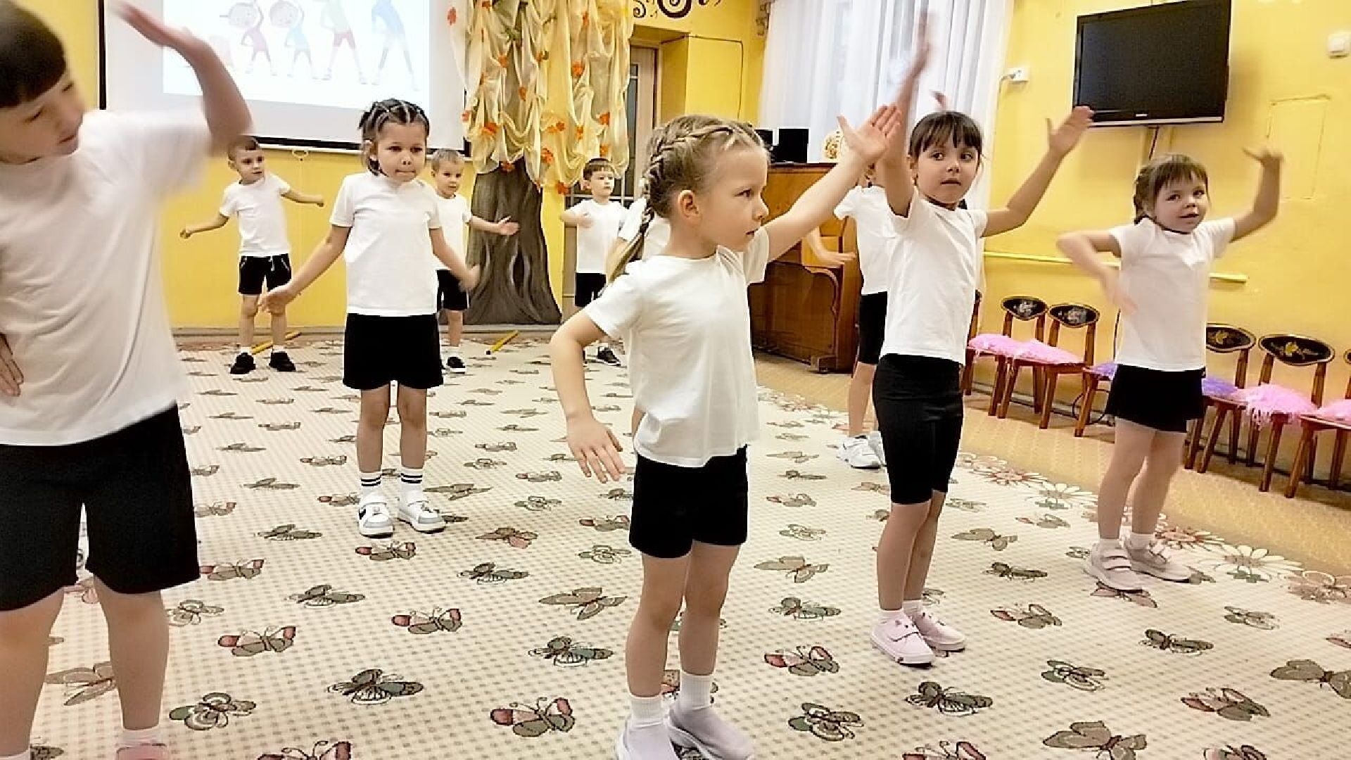 Чехов, улица Монтажная, детский сад 17, дошкольное отделение гимназии 2, капитальный ремонт, реконструкция, обновление, кровля, фасад, инженерные сети, программа строительство и капремонт социальных объектов, вертикалки,