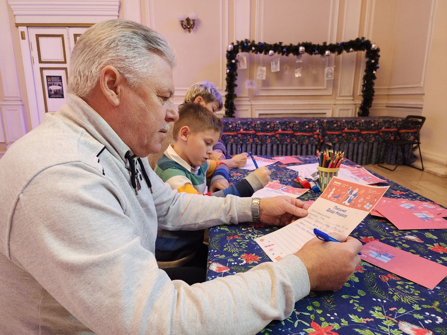 серпухов, подмосковье, парки подмосковья, парки серпухова, парк имени олега степанова, почта деда мороза, новый год,