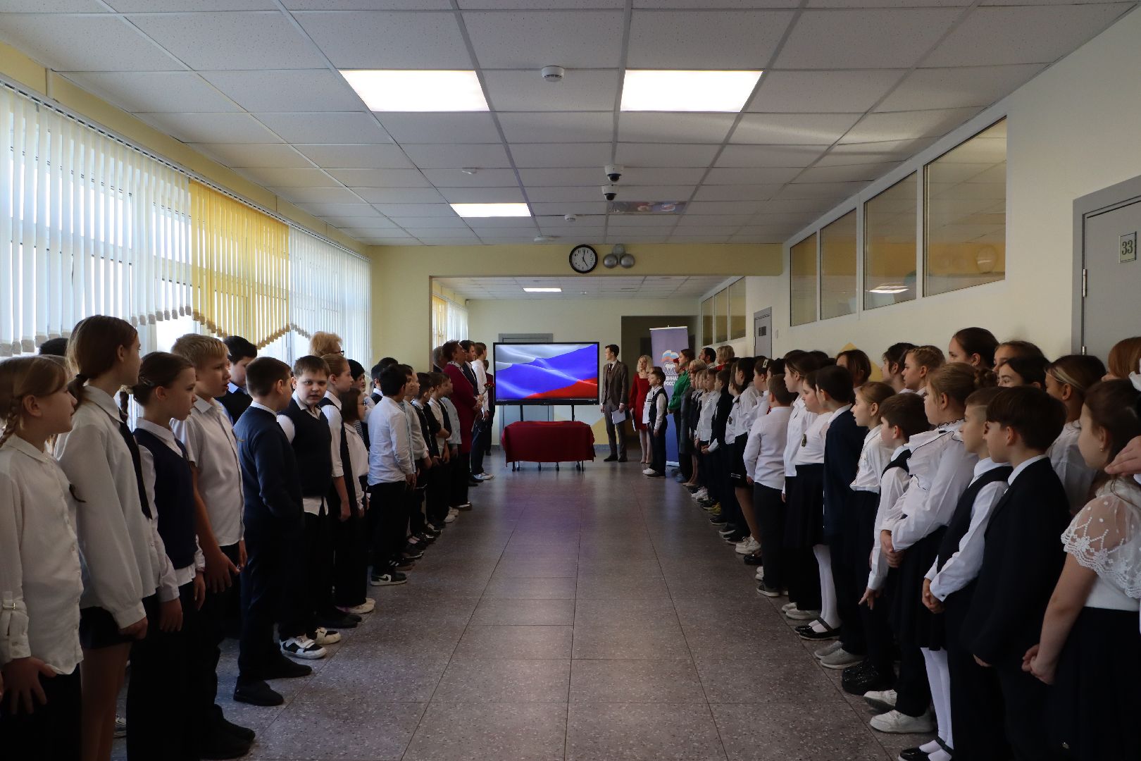 Парта Героя, летчик-испытатель Николай Иванович Коровушкин, Серебряные Пруды, Школа Чуйкова, вертикалки