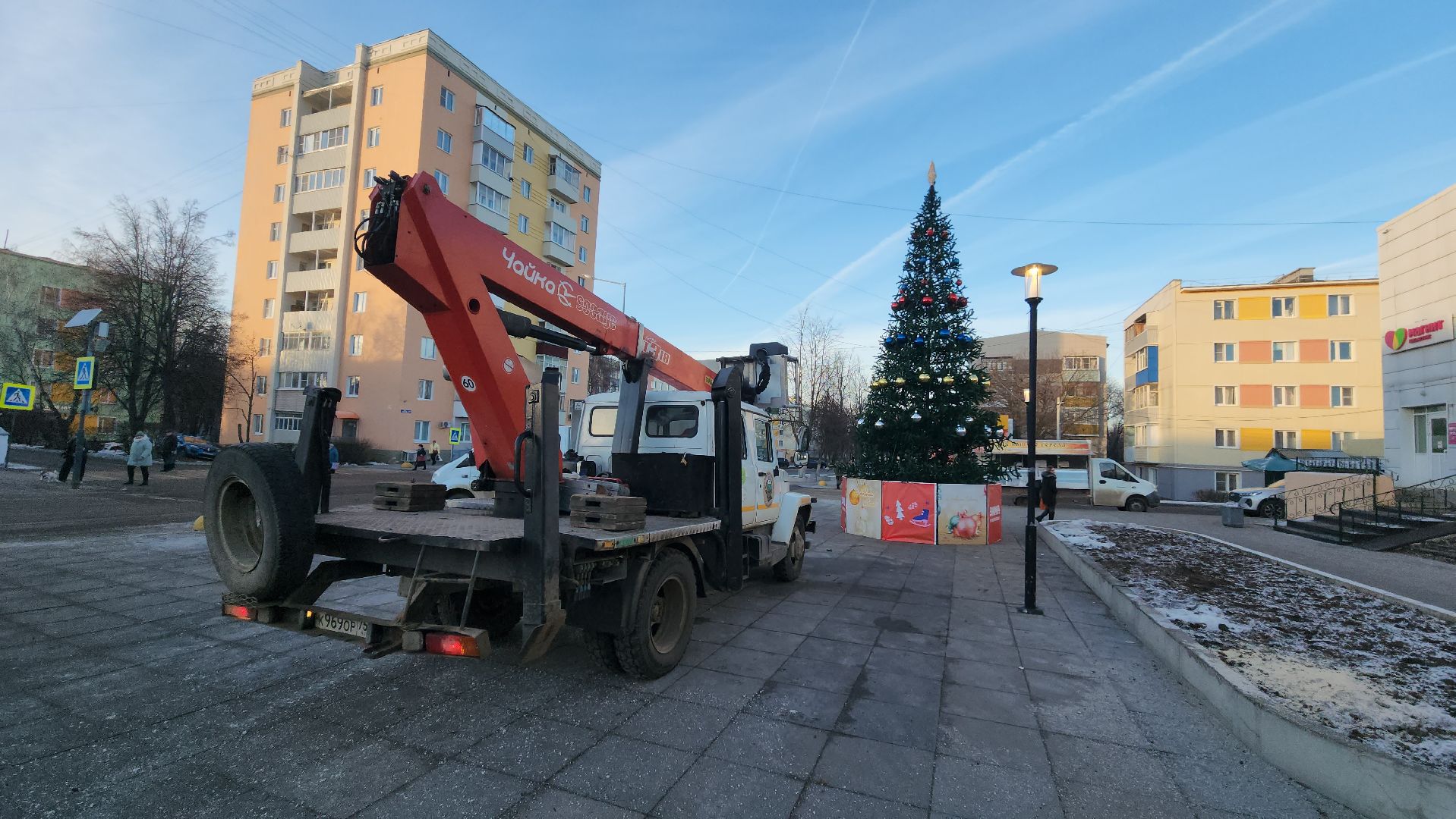 кашира, новогодняя елка, благоустройство, украшение города к новому году, вертикалки,