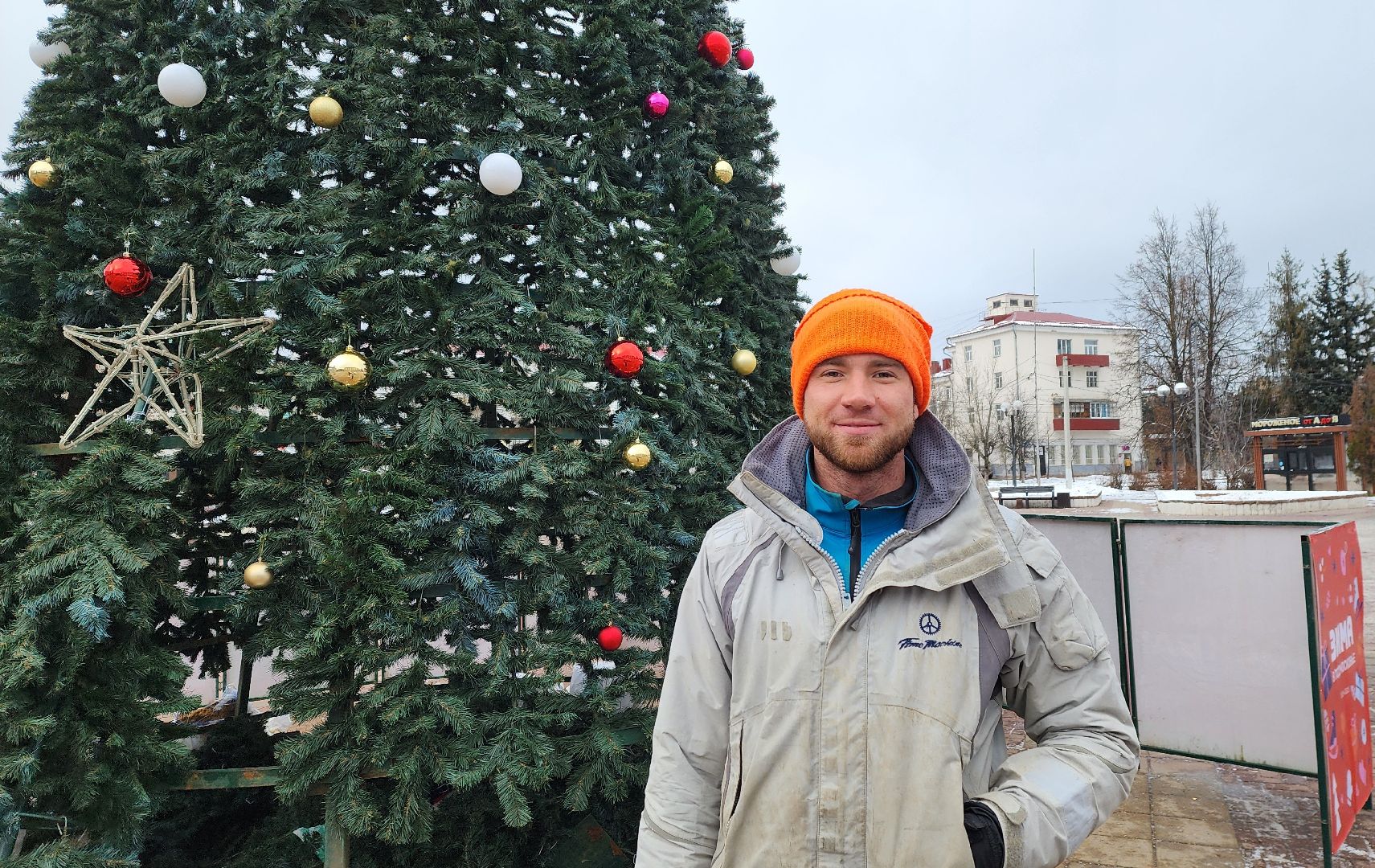 Солнечногорск, вертикалки, новый год, советская площадь, монтаж елки,