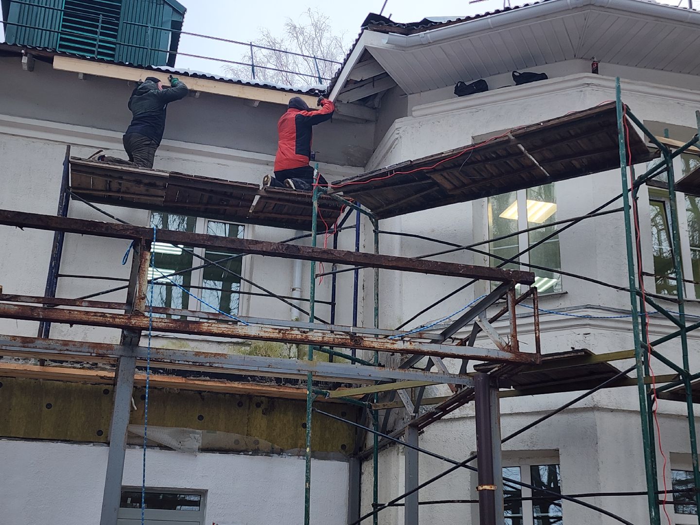 ремонт, ремонт кровли, ремонт поликлиники,вертикалки,