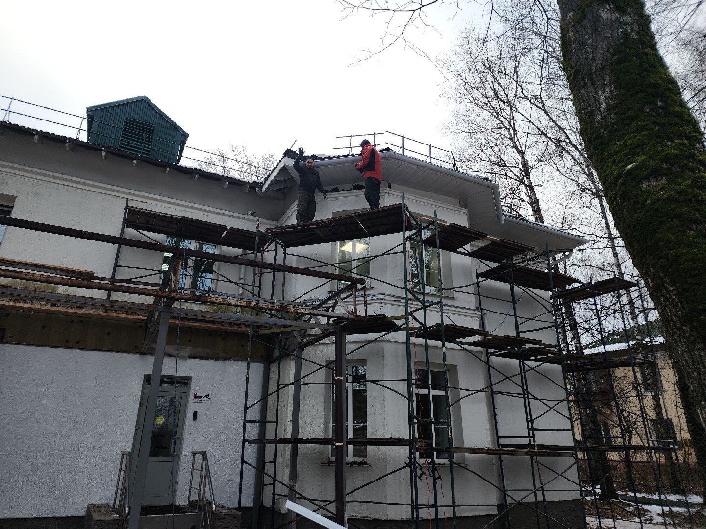 ремонт, ремонт кровли, ремонт поликлиники,вертикалки,