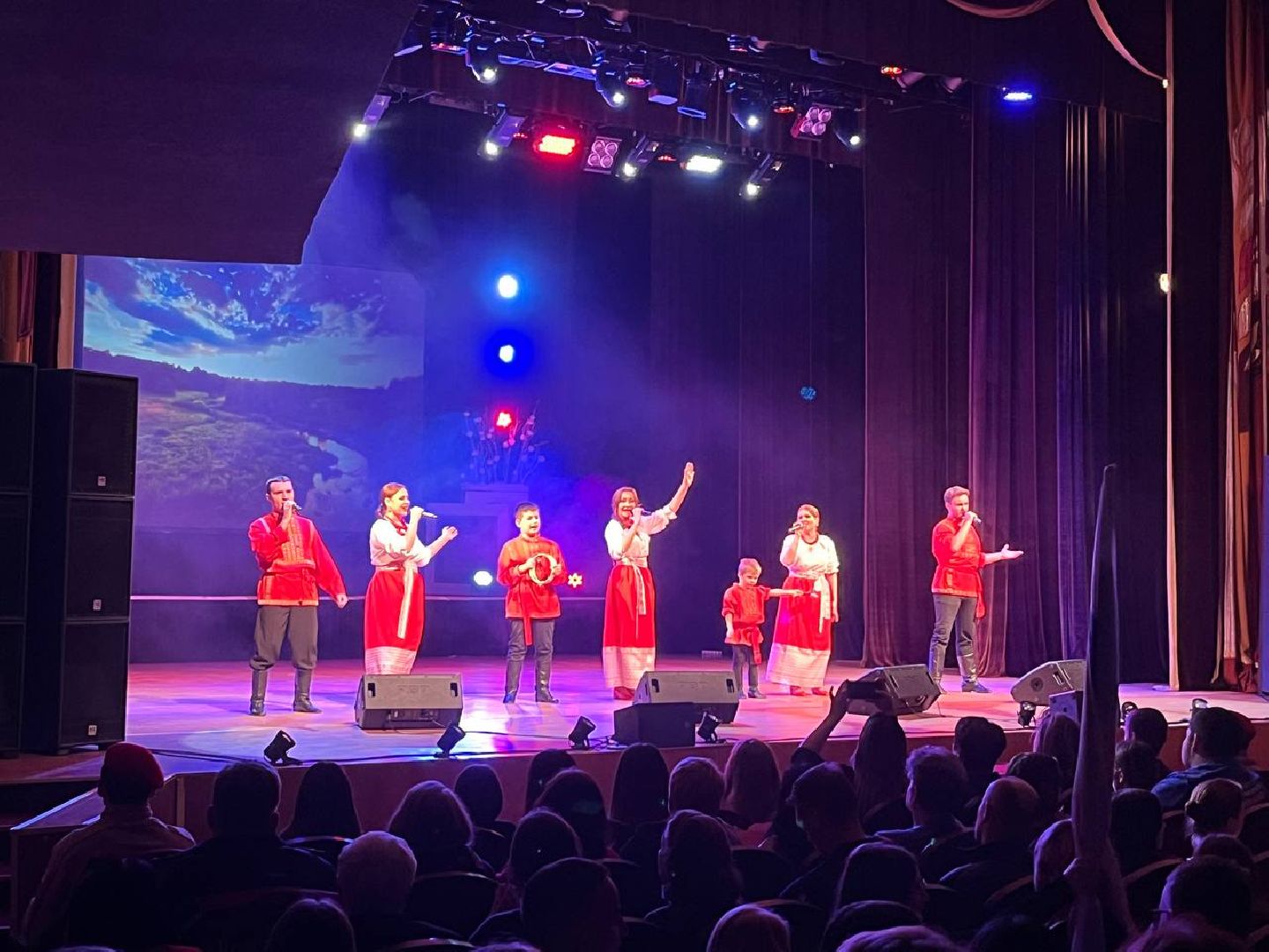 наро-фоминск, волонтёры подмосковья,вертикальное видео, наро-фоминский городской округ, движение первых наро-фоминск, день волонтера,