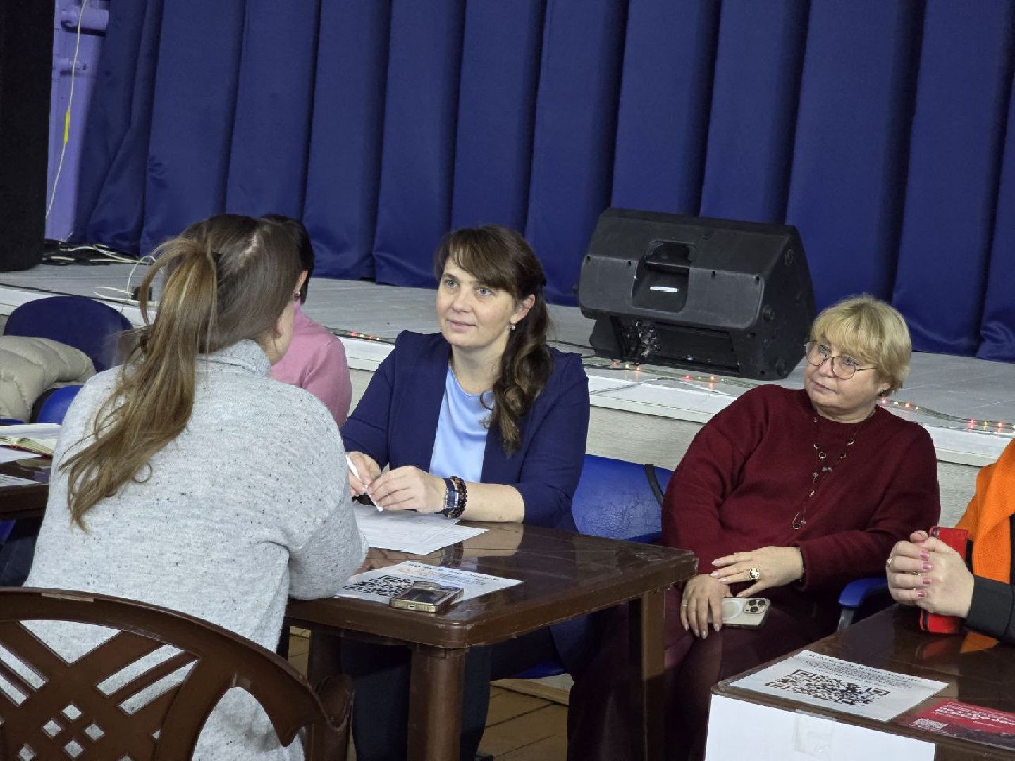 можайск, можайский городской округ, подмосковье, выездная администиация, выездная администрация можайск, власть, решение проблем, встреча с жителями, ремонт дорог, дороги,