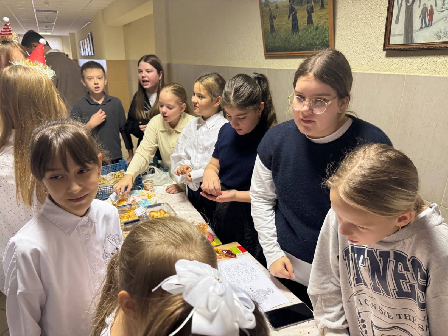 можайск, можайский городской округ, подмосковье, благотворительность, благотворительная ярмарка, сво, военнослужащие, поддержка бойцов, спецоперация, школьники, новогодние подарки, госпиталь,