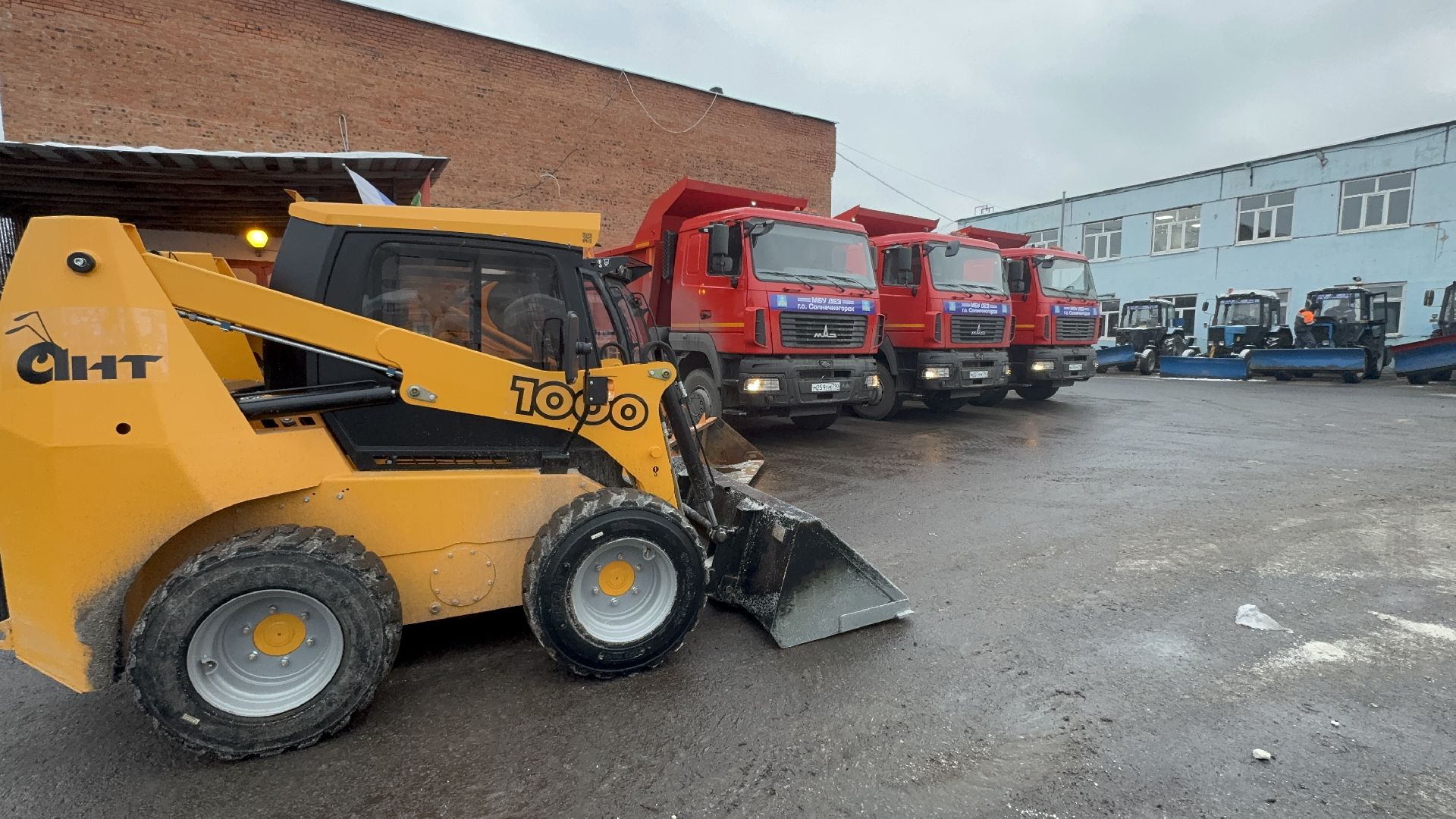 Солнечногорск, мбу дез, вертикалки, коммунальная техника, новые машины,