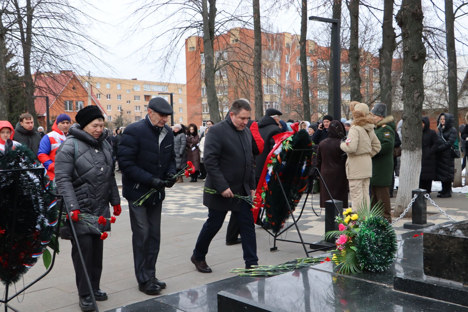 Серебряные Пруды, Братская могила, великая отечественная война, Освобождение Серебряных Прудов, вертикалки