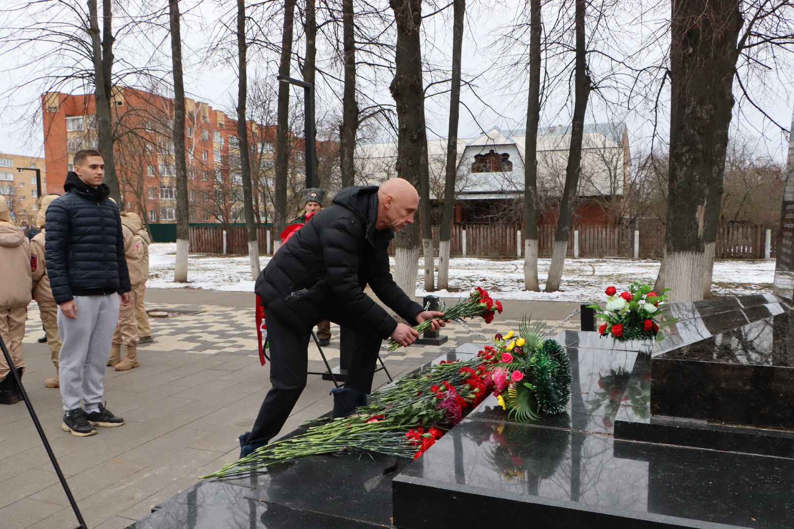 Серебряные Пруды, Братская могила, великая отечественная война, Освобождение Серебряных Прудов, вертикалки