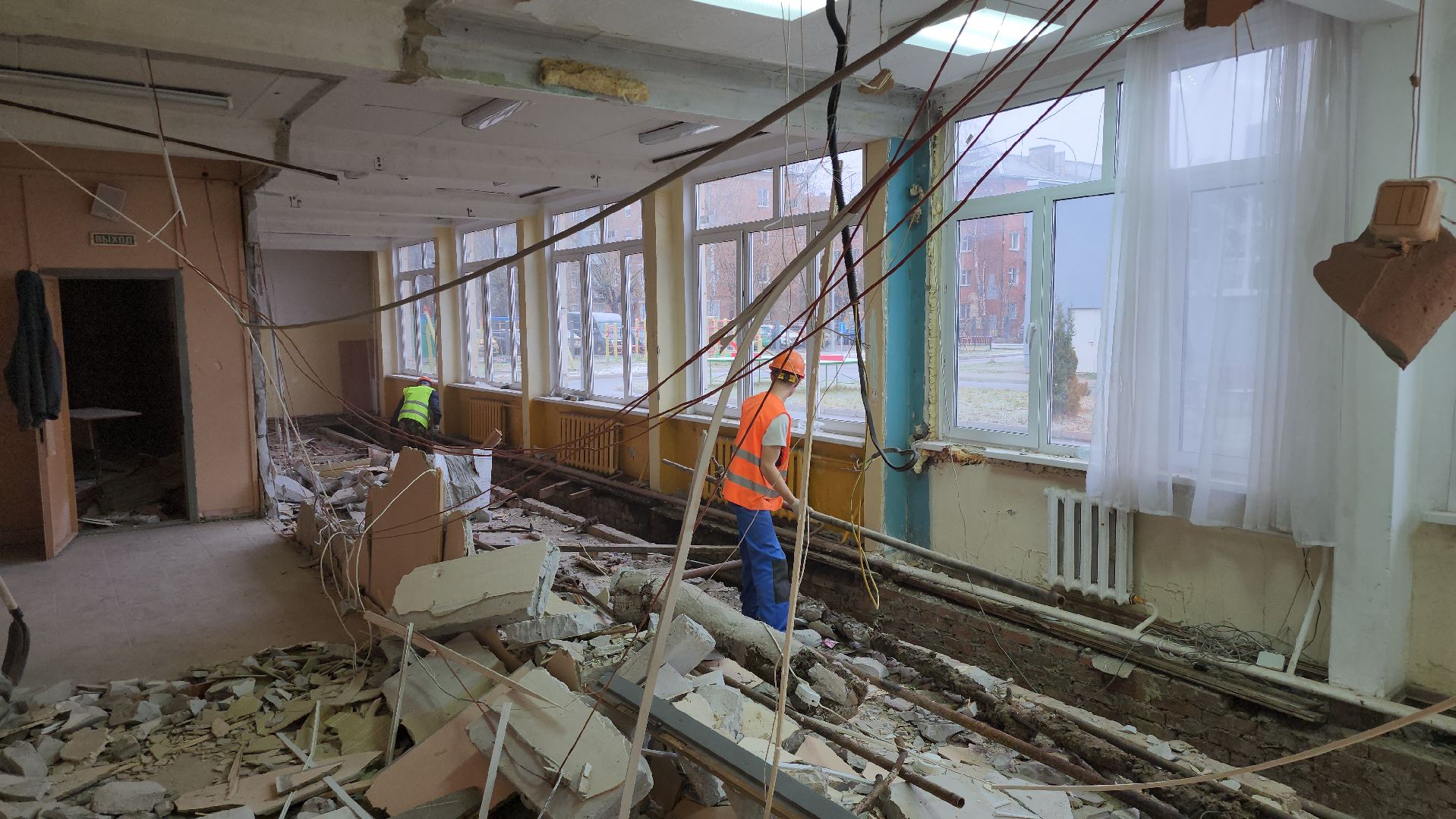 серпухов, подмосковье, капремонт школы, президентская программа, фасад, вертикалки,