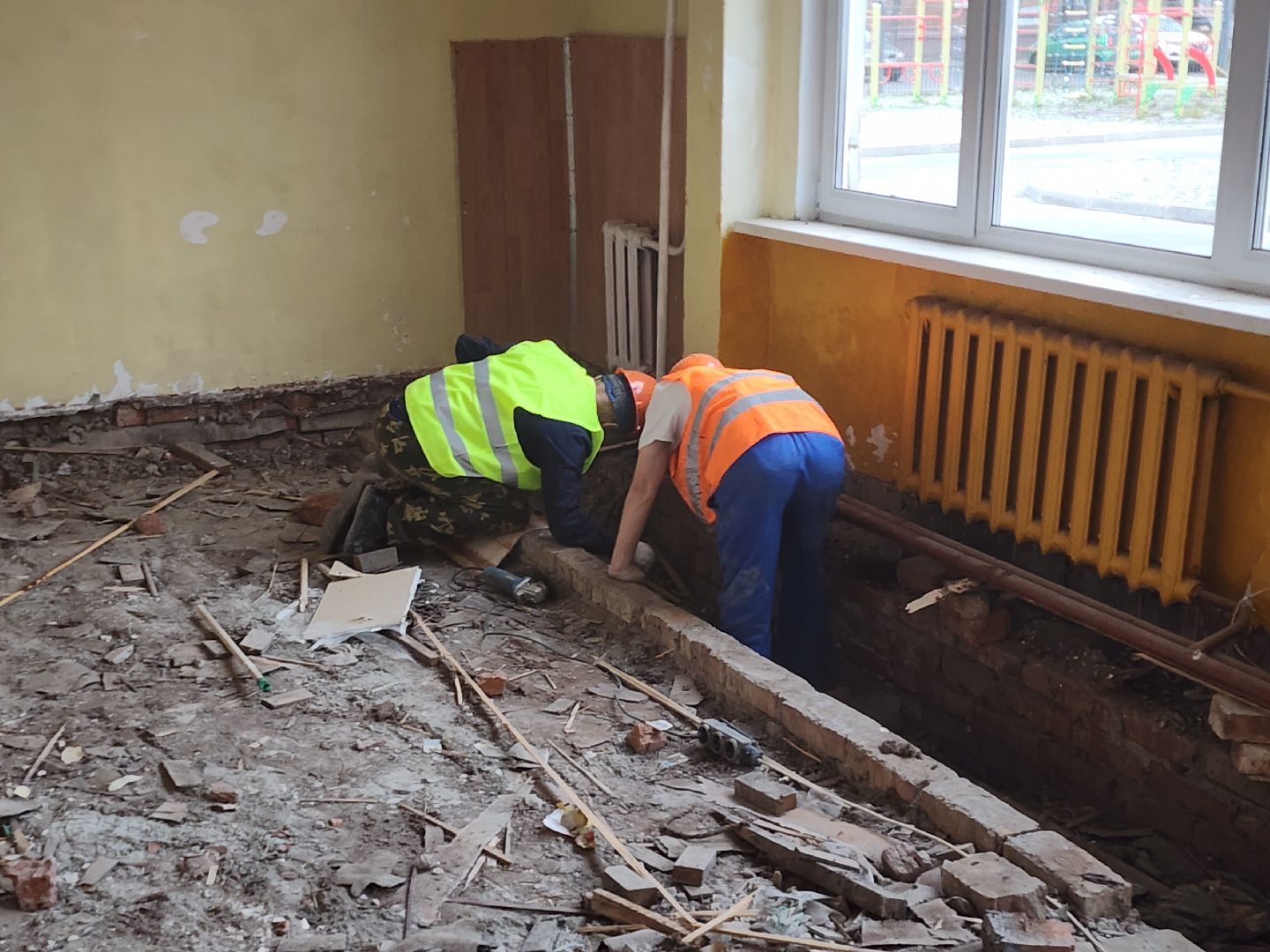 серпухов, подмосковье, капремонт школы, президентская программа, фасад, вертикалки,