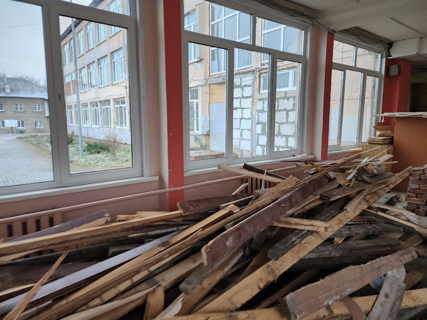 серпухов, подмосковье, капремонт школы, президентская программа, фасад, вертикалки,