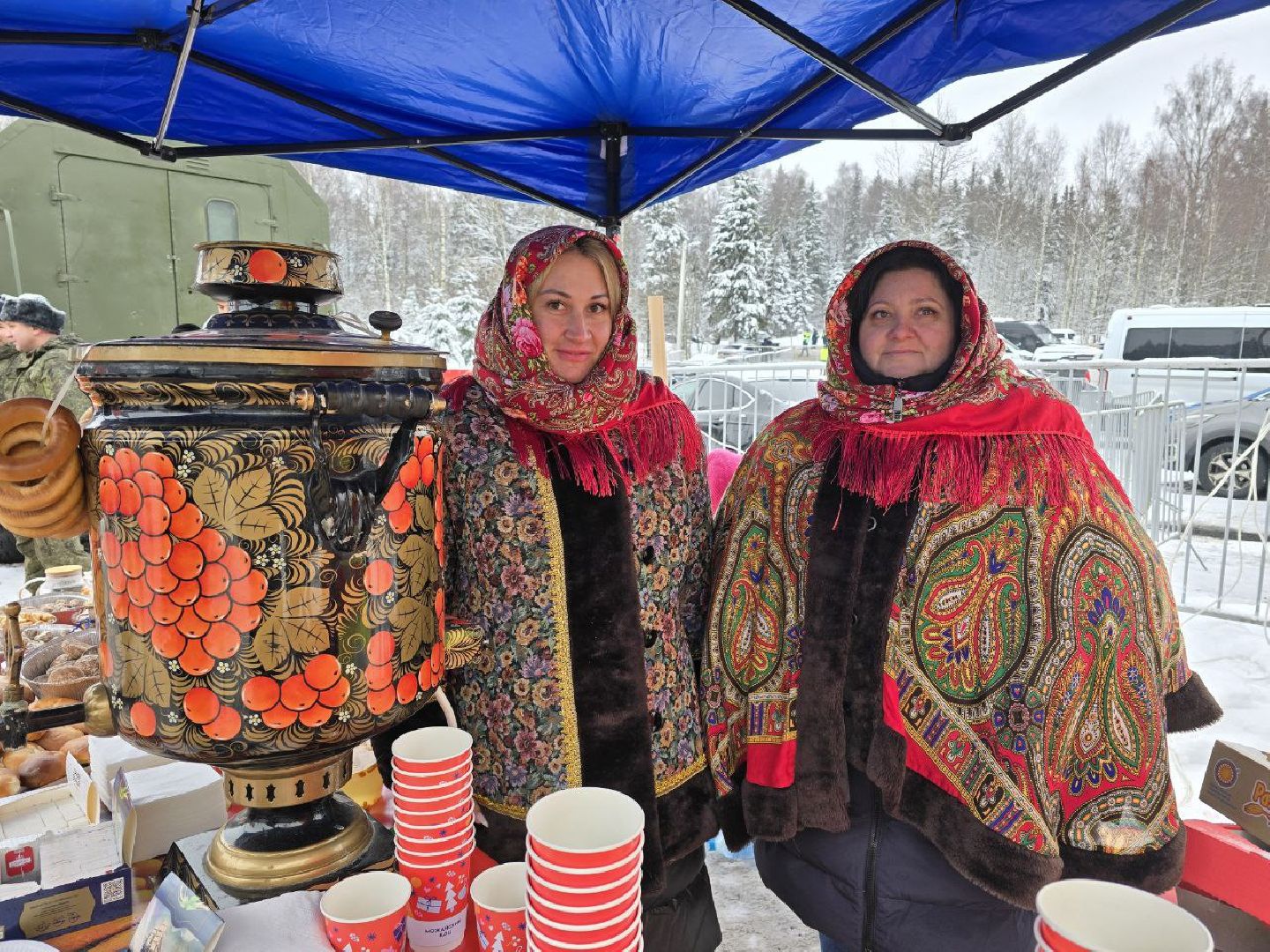 можайск, можайский городской округ, подмосковье, кремлевская ель, главное дерево страны, праздник, соборная площадь, новый год, новогодние праздники, вертикалки,