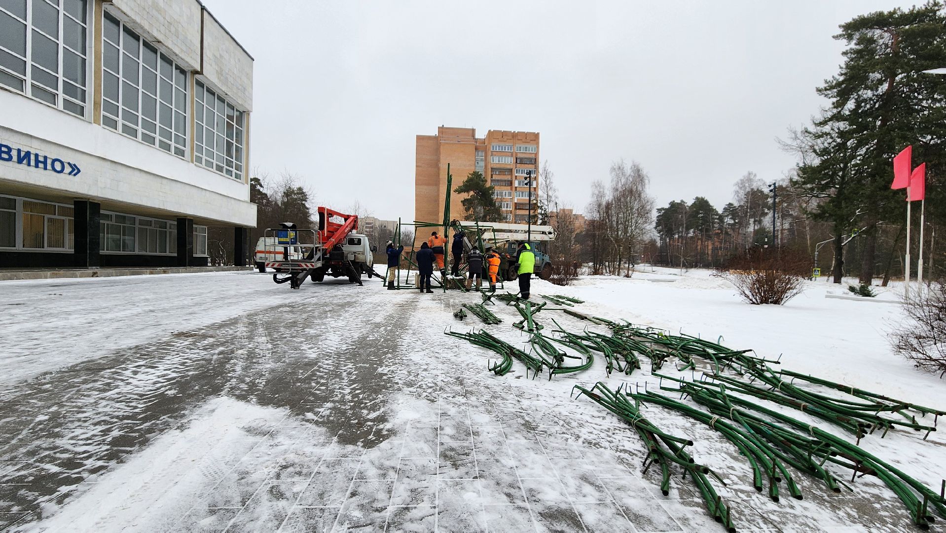 Елка, новый год, Протвино, Комбинат благоустройства, украшение города к новому году, вертикалки,