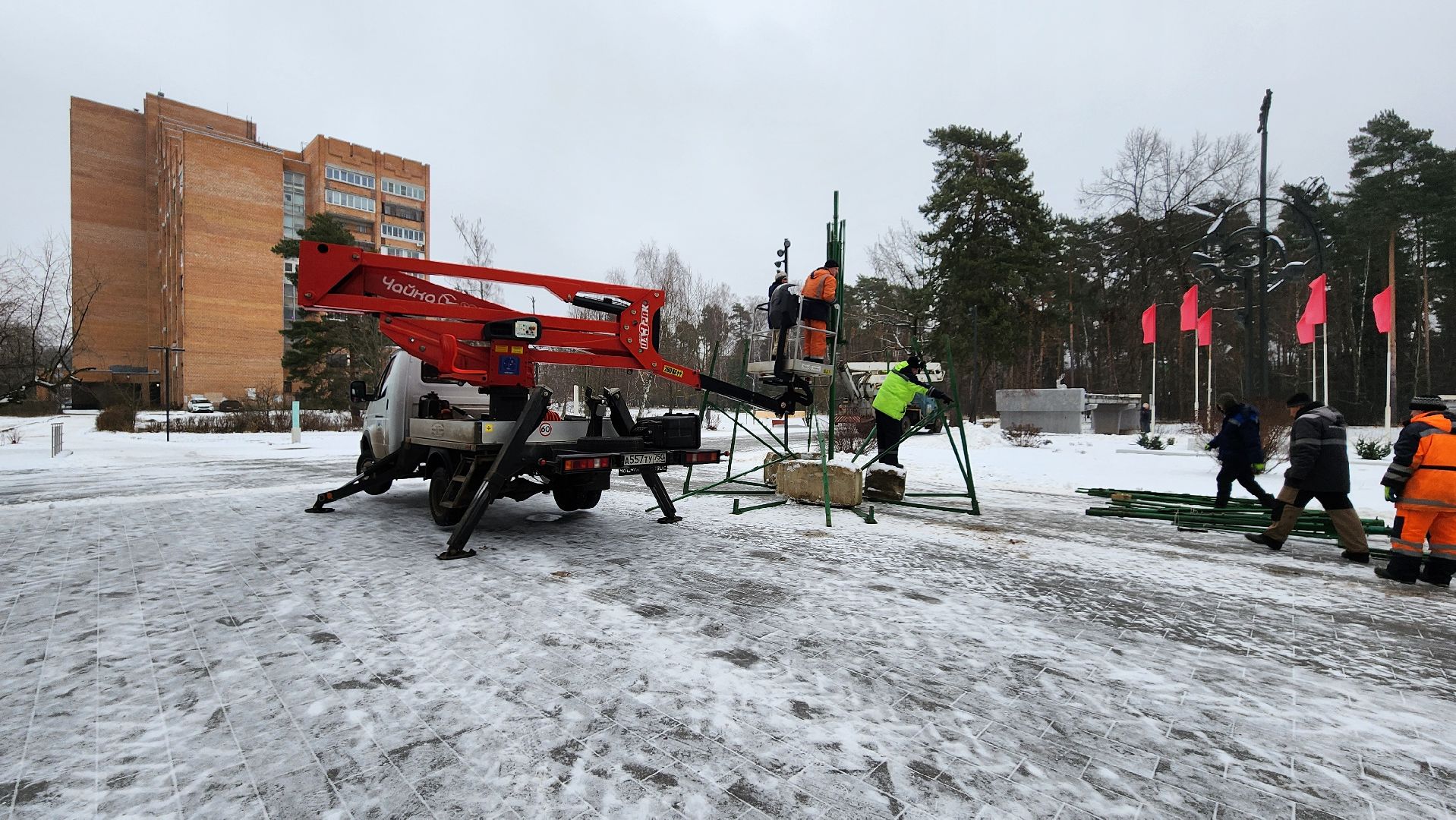 Елка, новый год, Протвино, Комбинат благоустройства, украшение города к новому году, вертикалки,