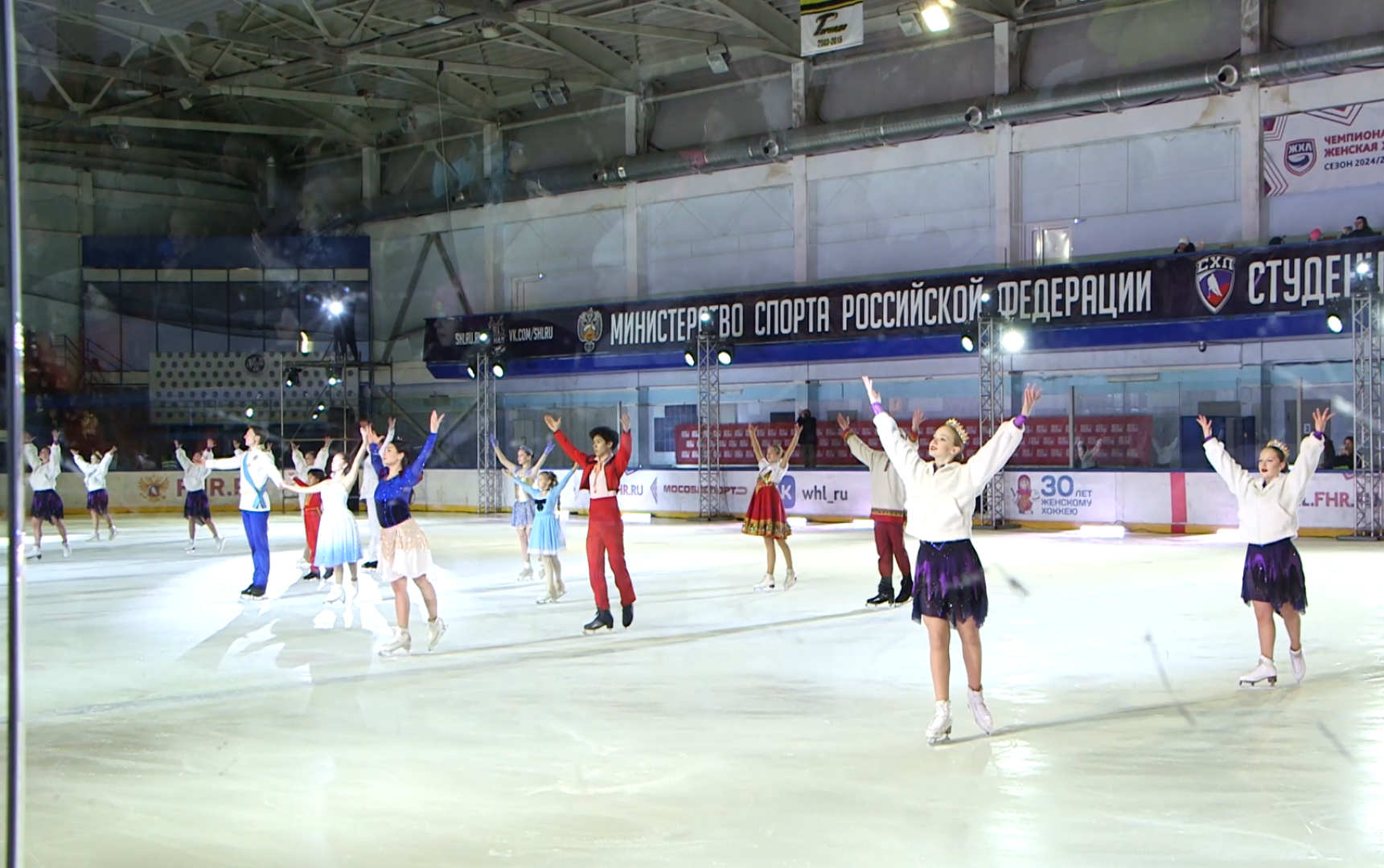 дмитров, ледовое шоу евгения плющенко, проект зима в подмосковье,