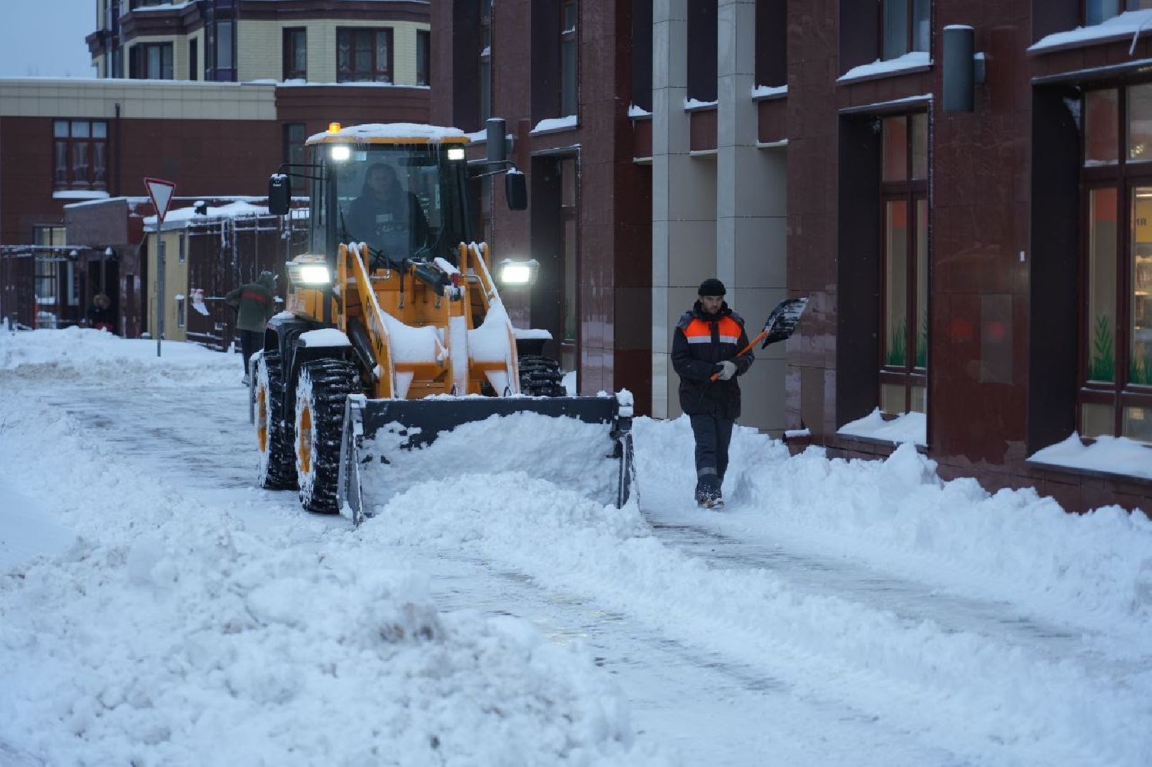 ЖКХ, Снегопад, Коммунальные службы, Сергиев Посад, Сергиево-Посадский городской округ, Зима, вертикалки,