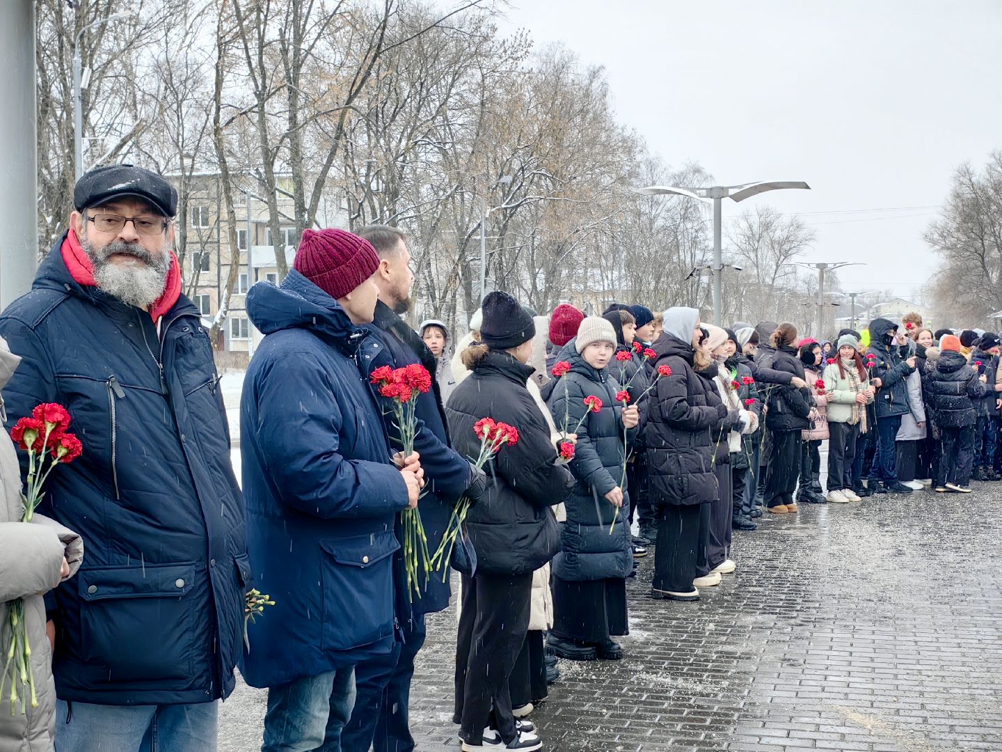 День Героев Отечества, монумент, возложение цветов, патриотизм,