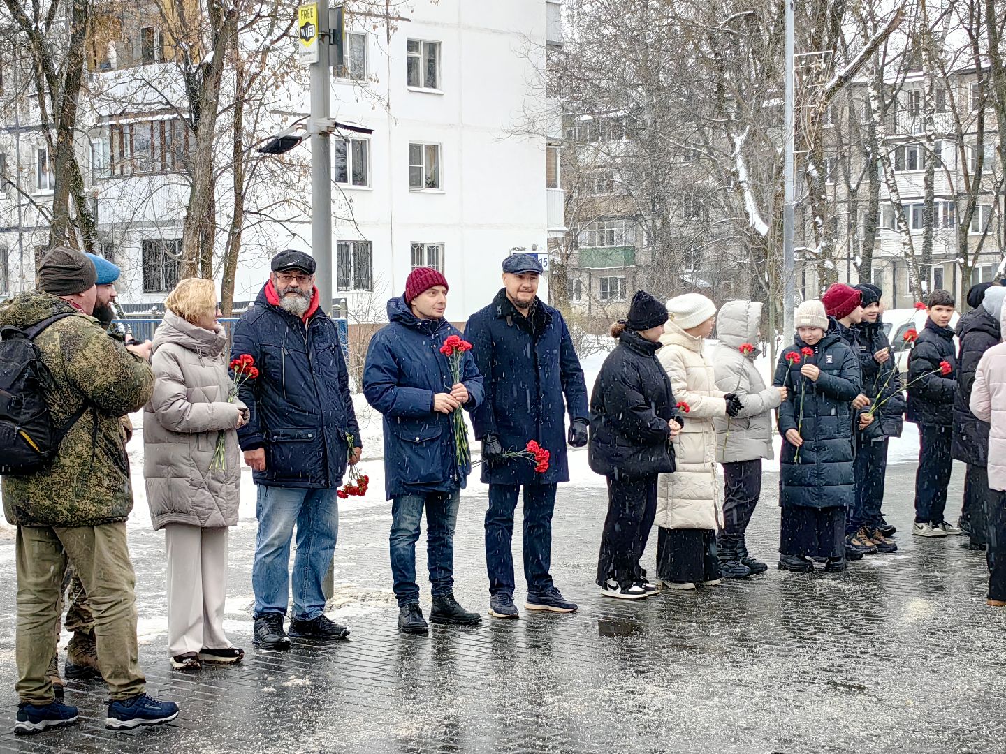 День Героев Отечества, монумент, возложение цветов, патриотизм,