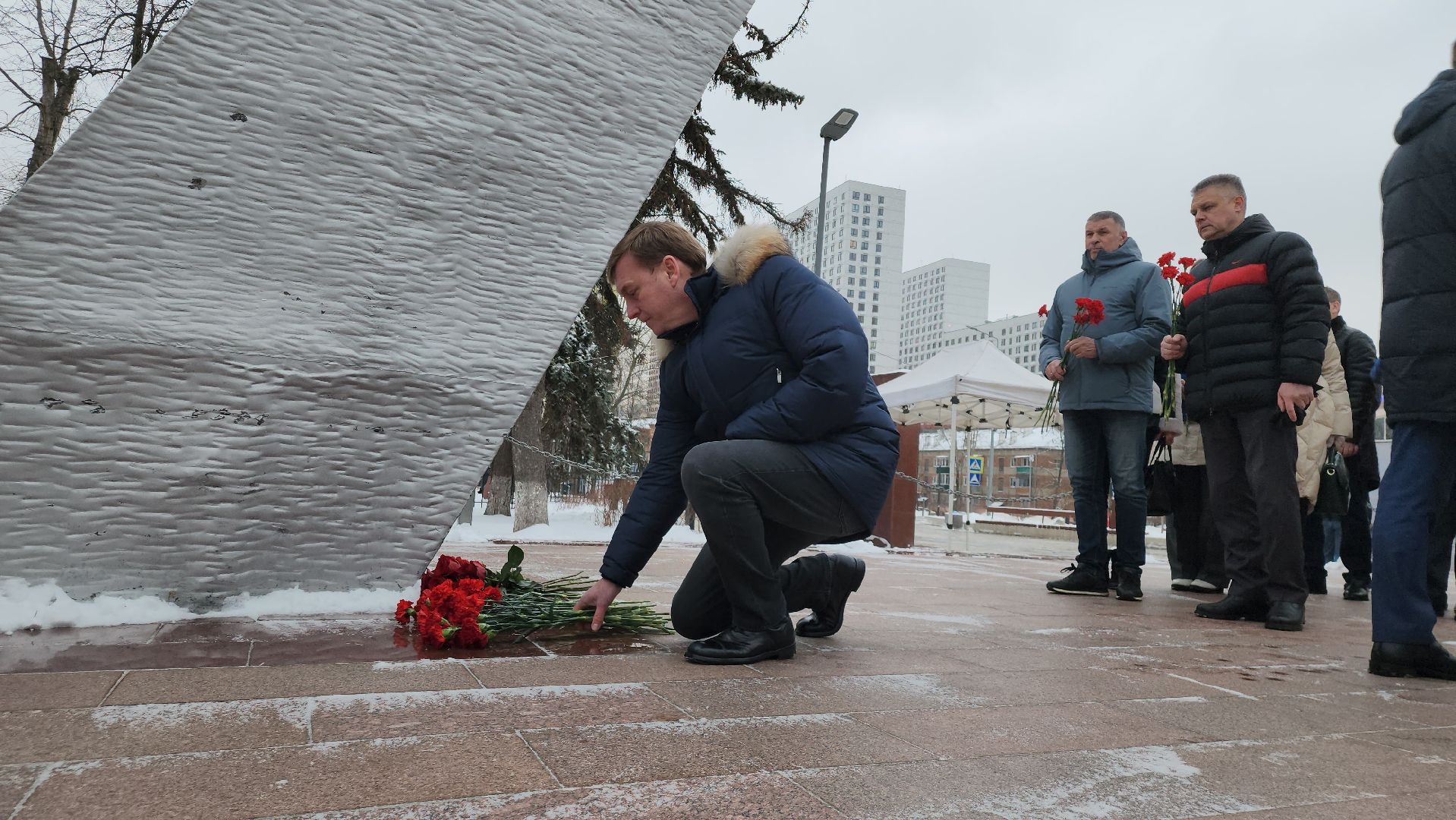 котельники, митинг памяти, возложение цветов, вертикалка,