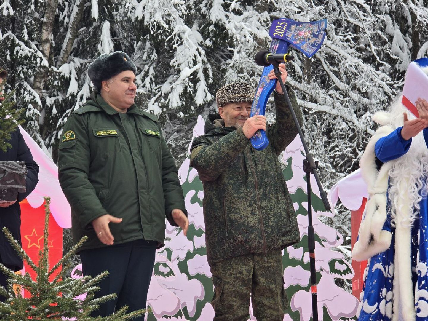 можайск, можайский городской округ, подмосковье, новый год, кремлевская елка, главное дерево страны, елька, соборная площадь, праздник, новогодние праздники, вертикалки,