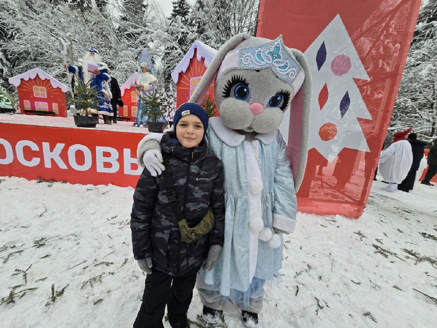 можайск, можайский городской округ, подмосковье, новый год, кремлевская елка, главное дерево страны, елька, соборная площадь, праздник, новогодние праздники, вертикалки,