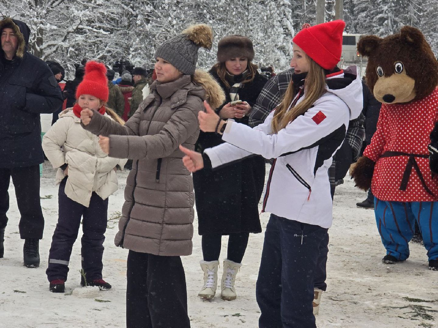 можайск, можайский городской округ, подмосковье, новый год, кремлевская елка, главное дерево страны, елька, соборная площадь, праздник, новогодние праздники, вертикалки,