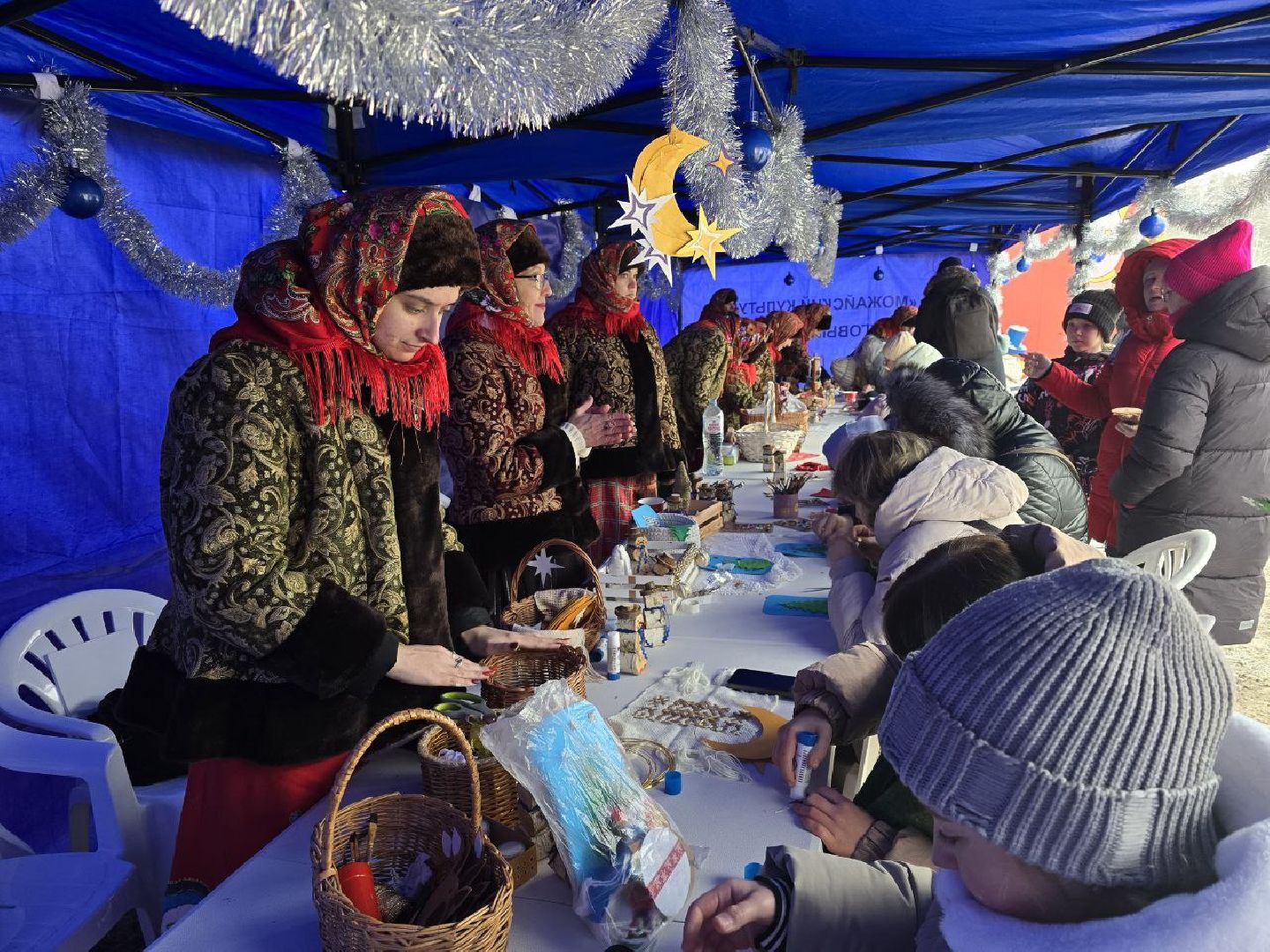можайск, можайский городской округ, подмосковье, новый год, кремлевская елка, главное дерево страны, елька, соборная площадь, праздник, новогодние праздники, вертикалки,