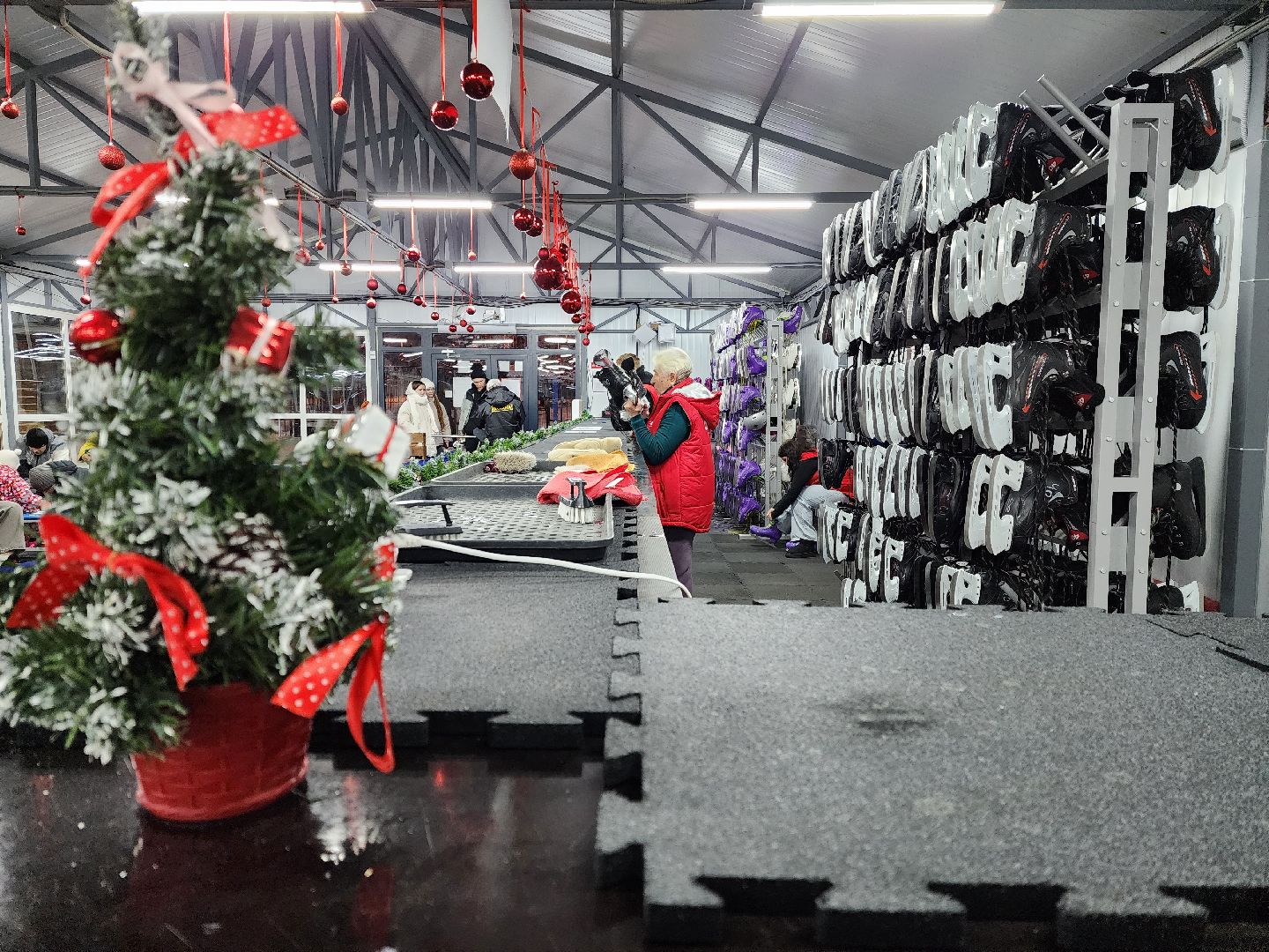 раменское, благоустройство, каток у стадиона сатурн, вертикалка,