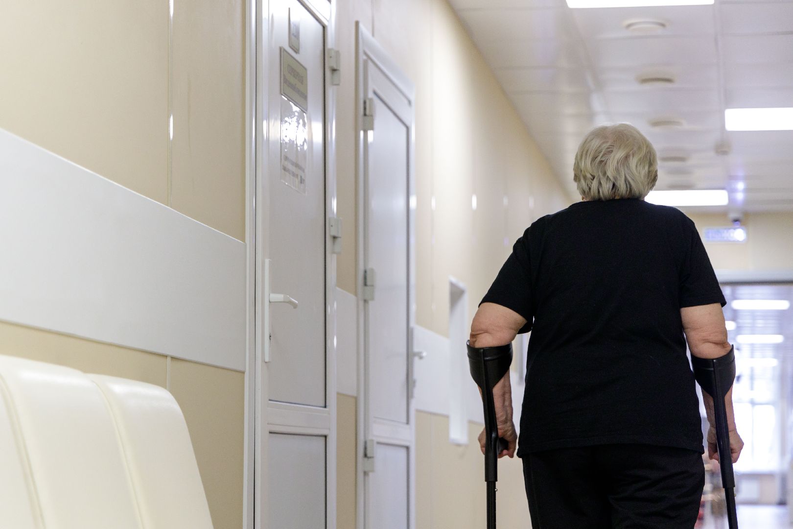 люберцы, люберецкая больница, отделение реабилитации, пациенты, вертикалка,