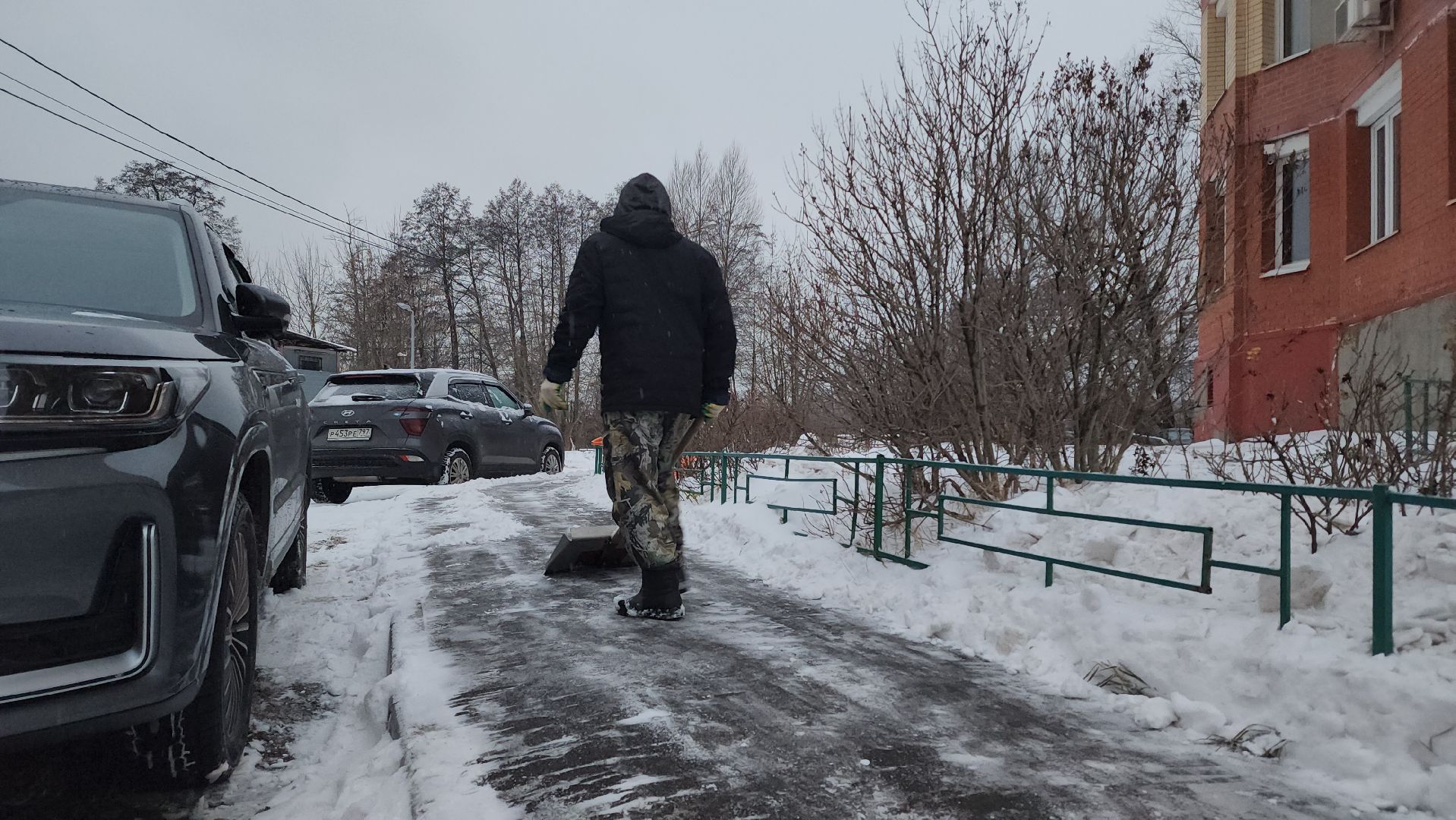 уборка, снег, снег и наледь, уборка снега, снегопад, жкх, трактор, дворник, дворники, уборка снега трактором, вертикалки,