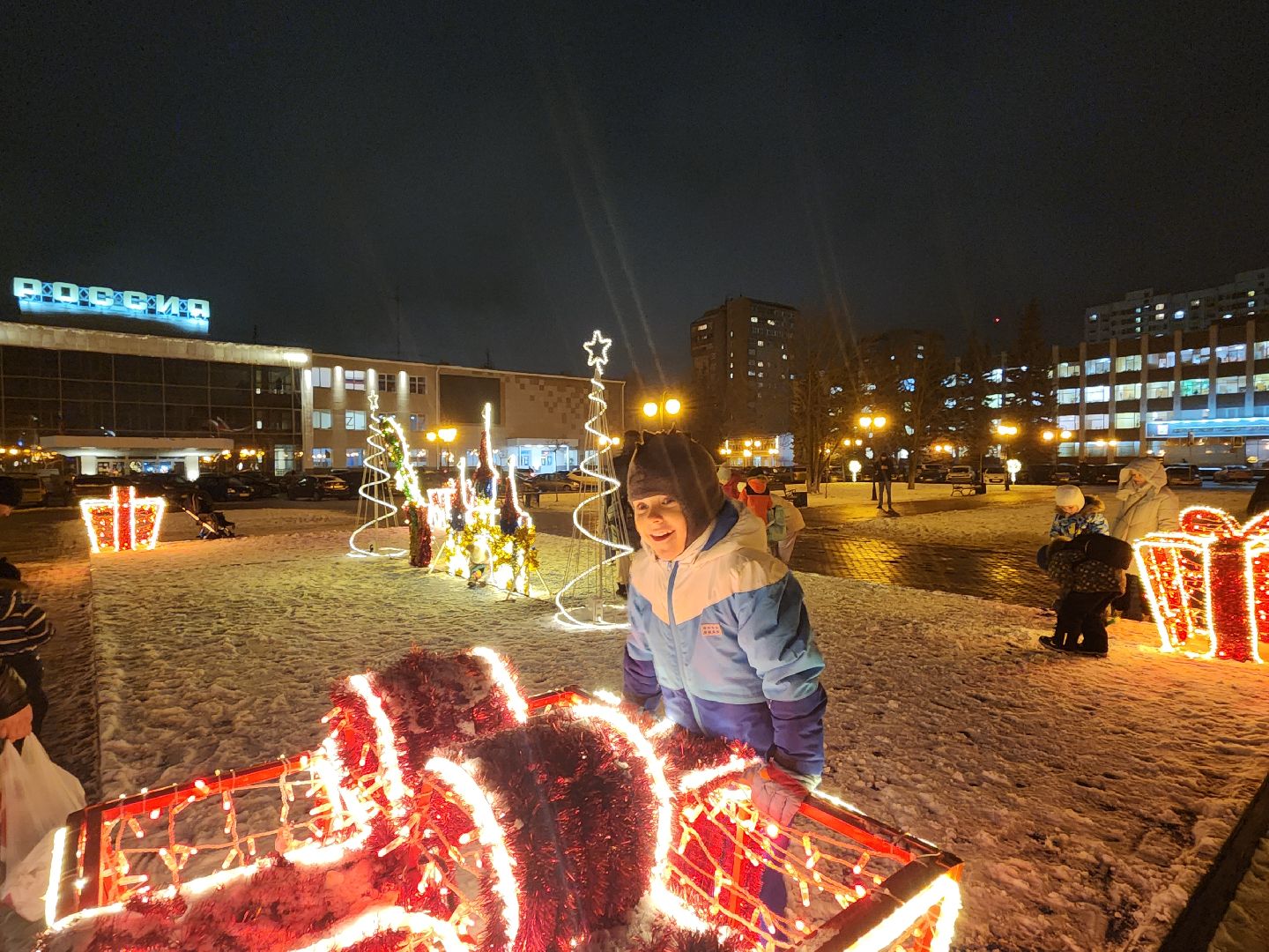 серпухов, подмосковье, новй год, инсталляции, украсили город, вертикалки,