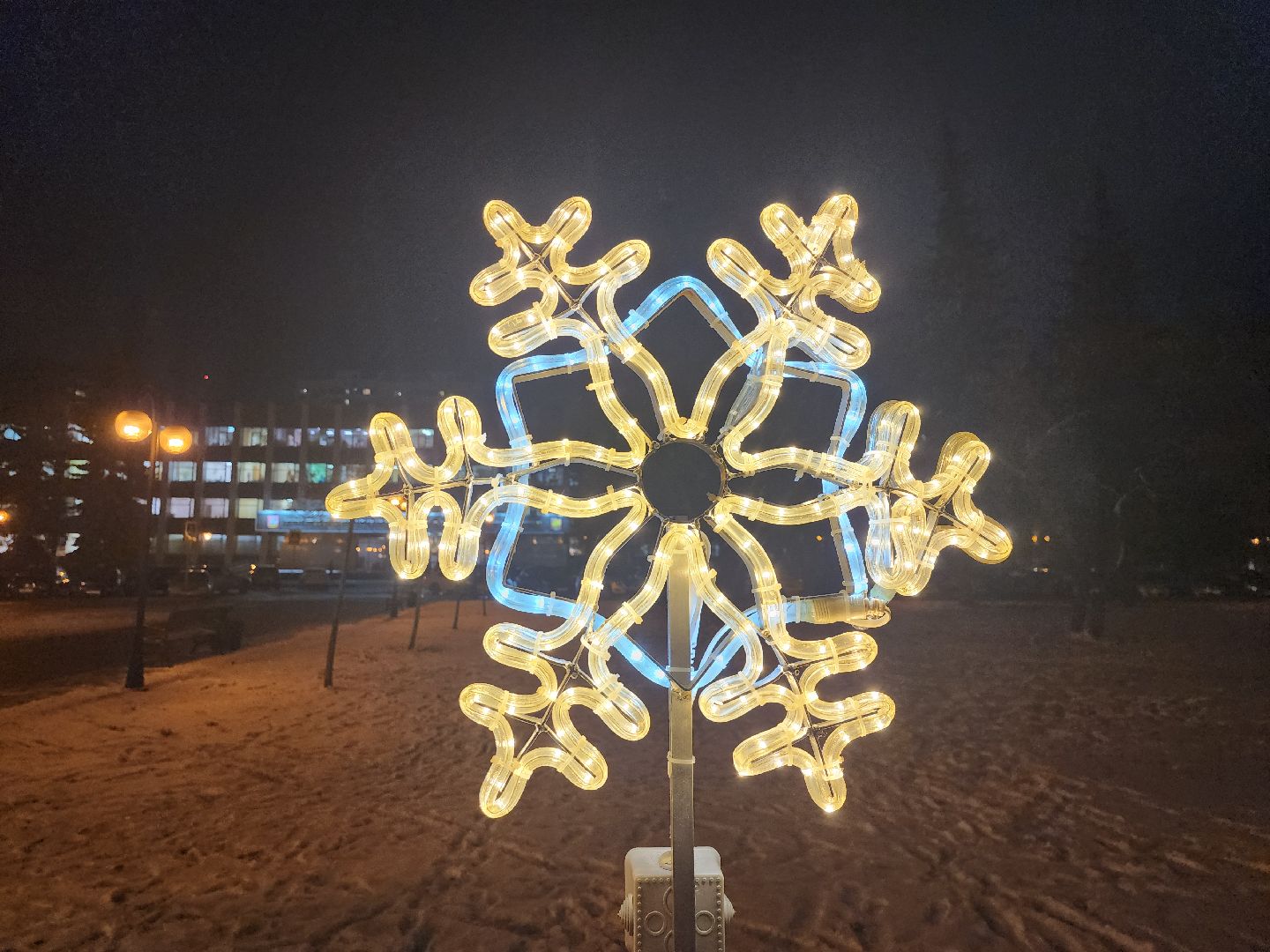 серпухов, подмосковье, новй год, инсталляции, украсили город, вертикалки,