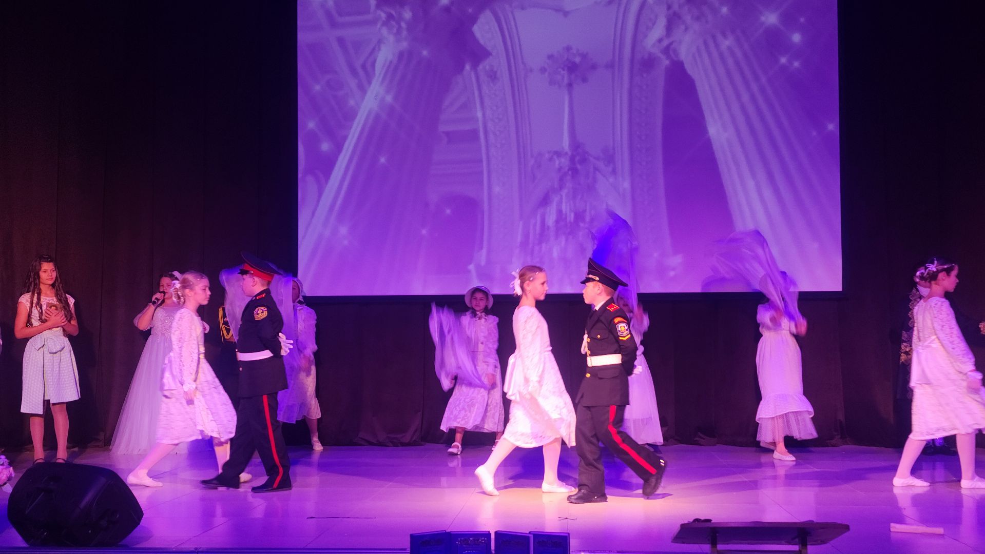 волоколамск, день героев отечества, концерт, кадеты подмосковья, вертикалки,