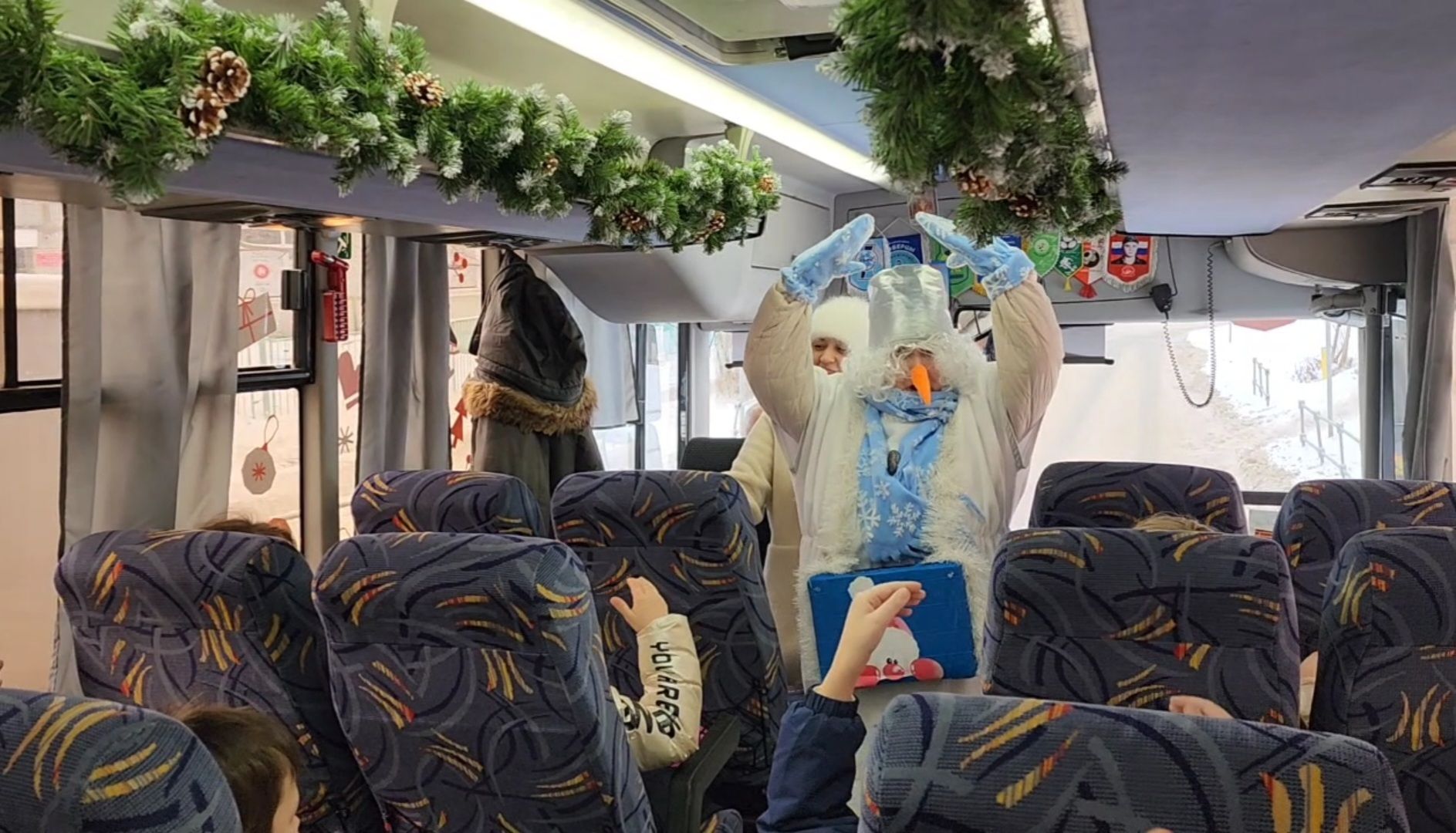 вертикалка, автобус, зима в подмосковье,