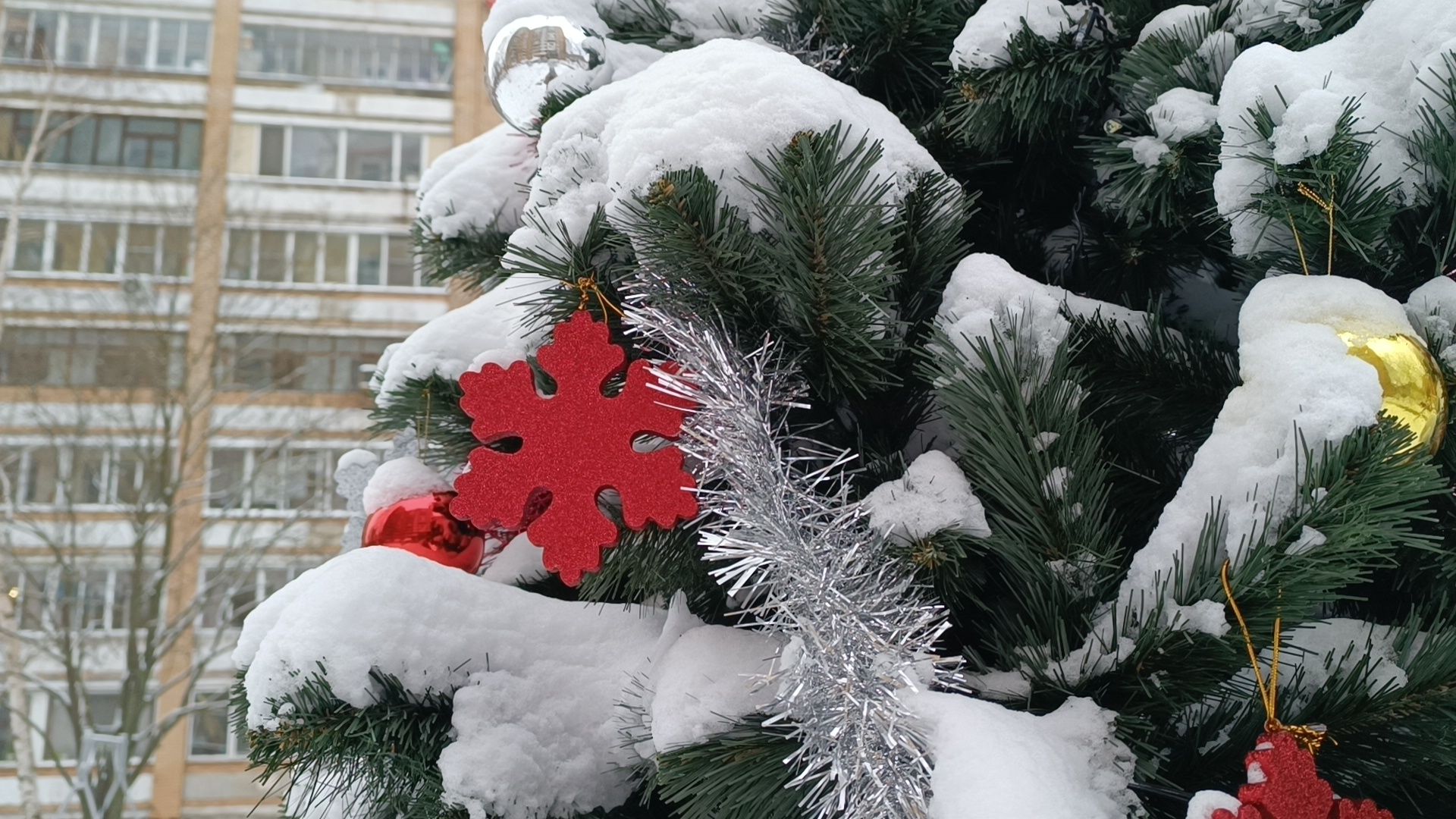 новый год, жкх, лобня, украшение к новому году, вертикалки,