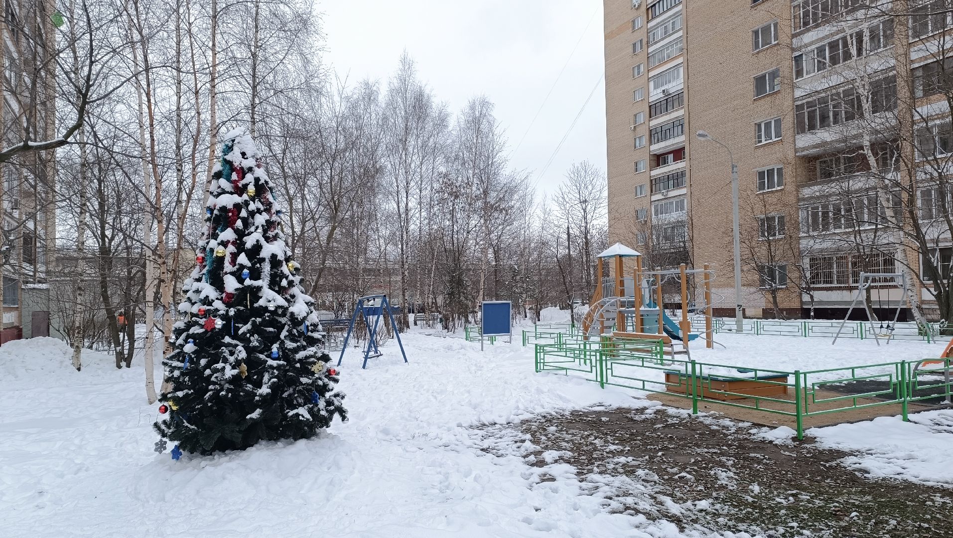 новый год, жкх, лобня, украшение к новому году, вертикалки,