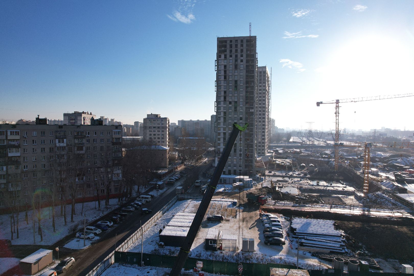 видео с коптера, строительство, реутов, жилой дом,