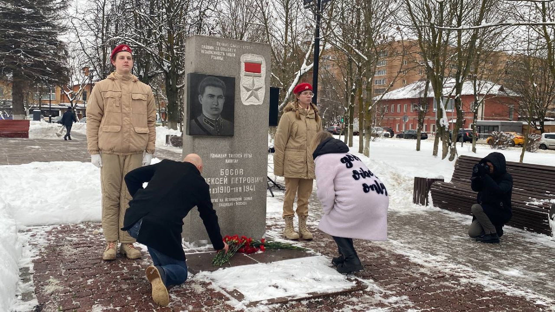 Памятное мероприятие, День освобождения, Сквер, Истра, вертикалки,
