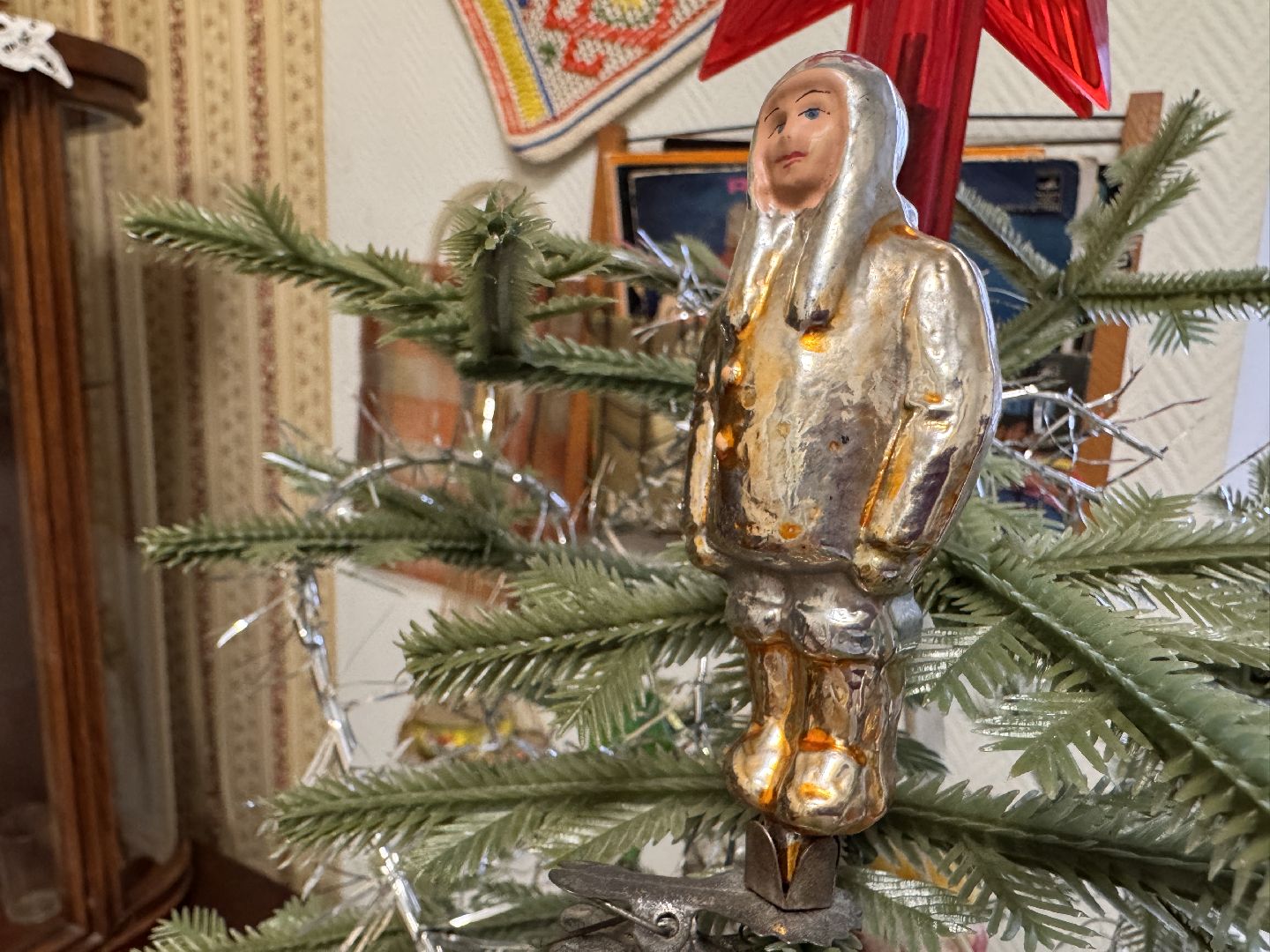 Новогодняя программа, Краеведческий музей, Иван Хохлов художник,Вертикалка,