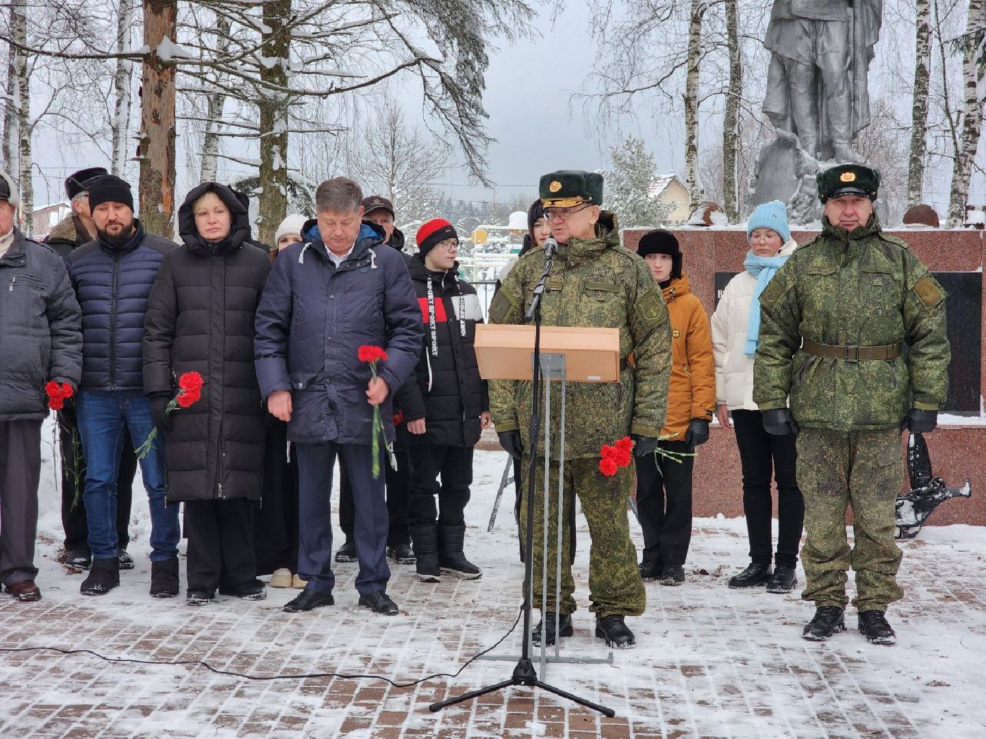 Солнечногорск, Митинг, Герои, День освобождения, вертикалки,