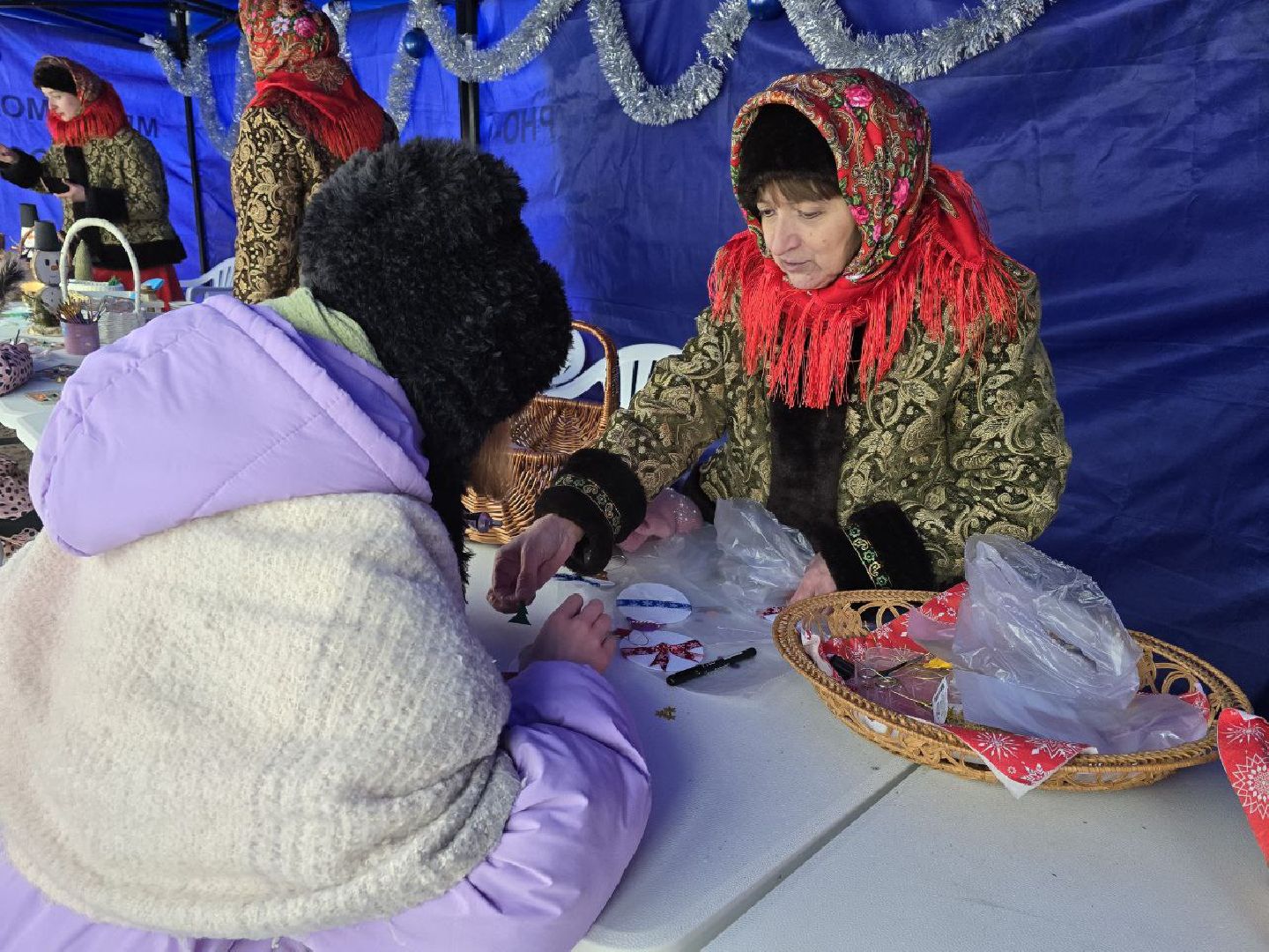 можайск, можайский городской округ, новогодняя елка, главная новогодняя елка страны, кремль, соборная площадь, народные гуляния и забавы, праздник, новогодние праздники, новый год, вертикалки,