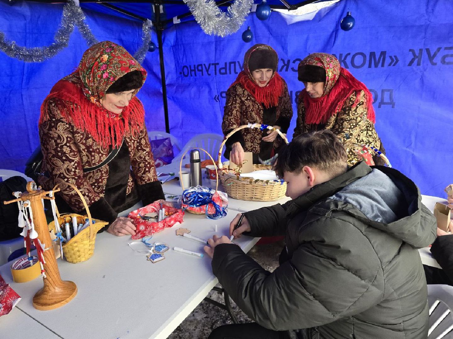 можайск, можайский городской округ, новогодняя елка, главная новогодняя елка страны, кремль, соборная площадь, народные гуляния и забавы, праздник, новогодние праздники, новый год, вертикалки,