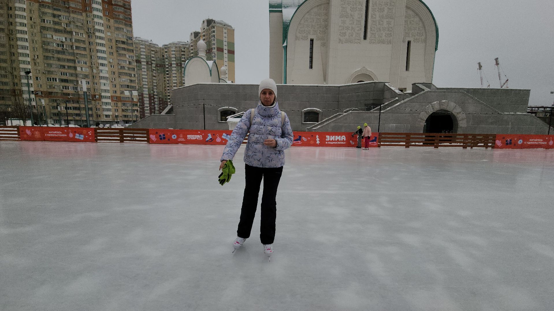 красногорск, павшинская пойма, зима в подмосковье, каток, индия,