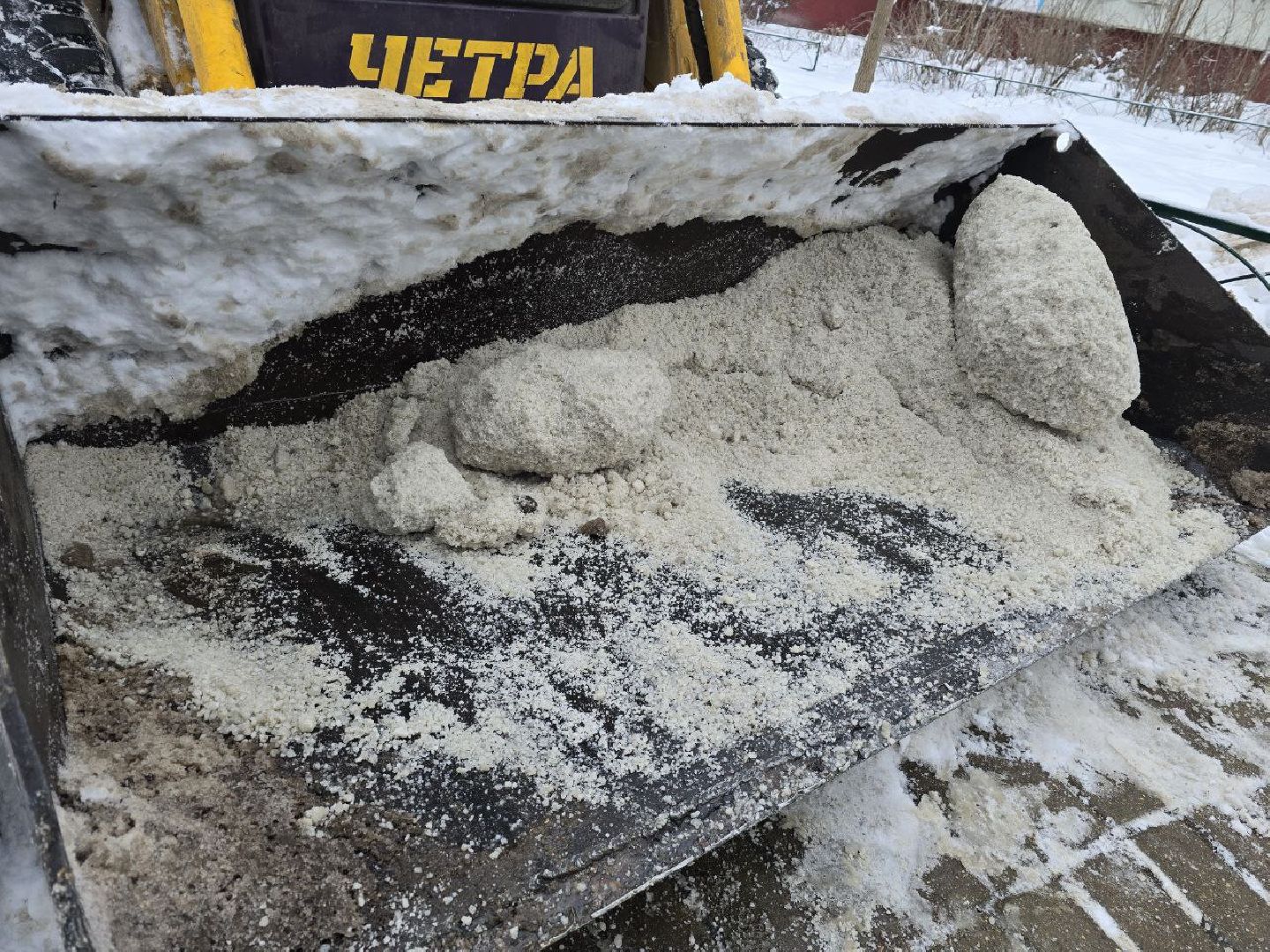 можайск, можайский городской округ, подмосковье, жкх, уборка снега, зима, ликвидация последствий снегопада, очистка дворов, дворы, общественные территории, коммунальщики, дворники, вертикалки,